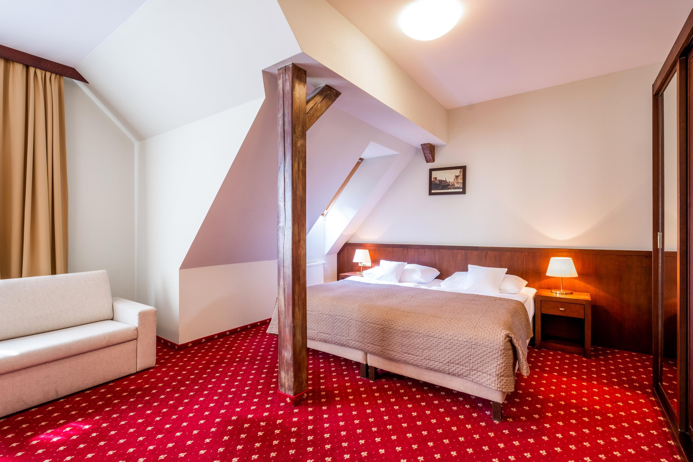 Double King Size Bed