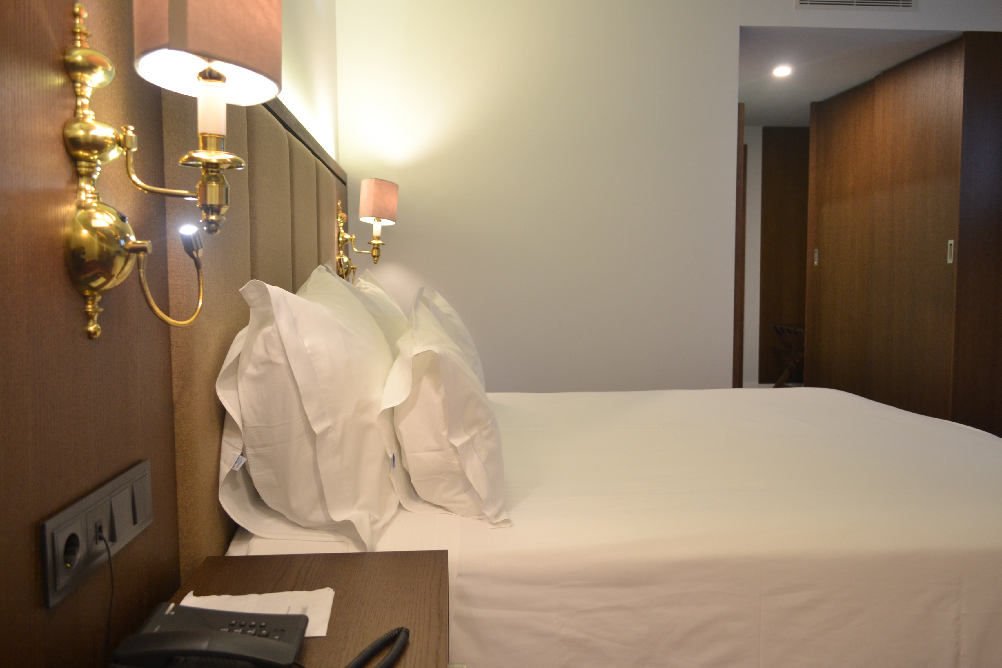 Double or Twin Standard