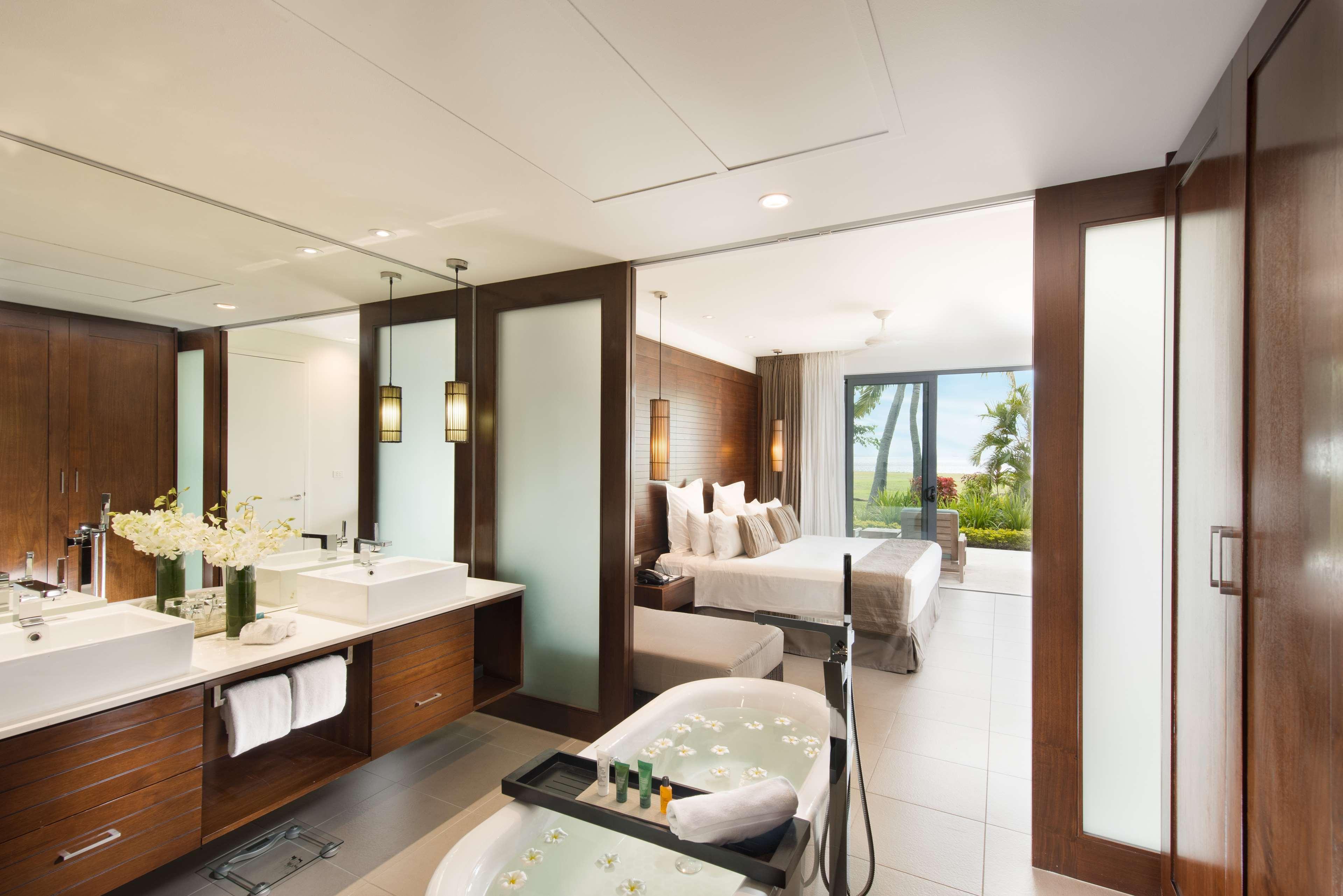 Double Deluxe One Bedroom