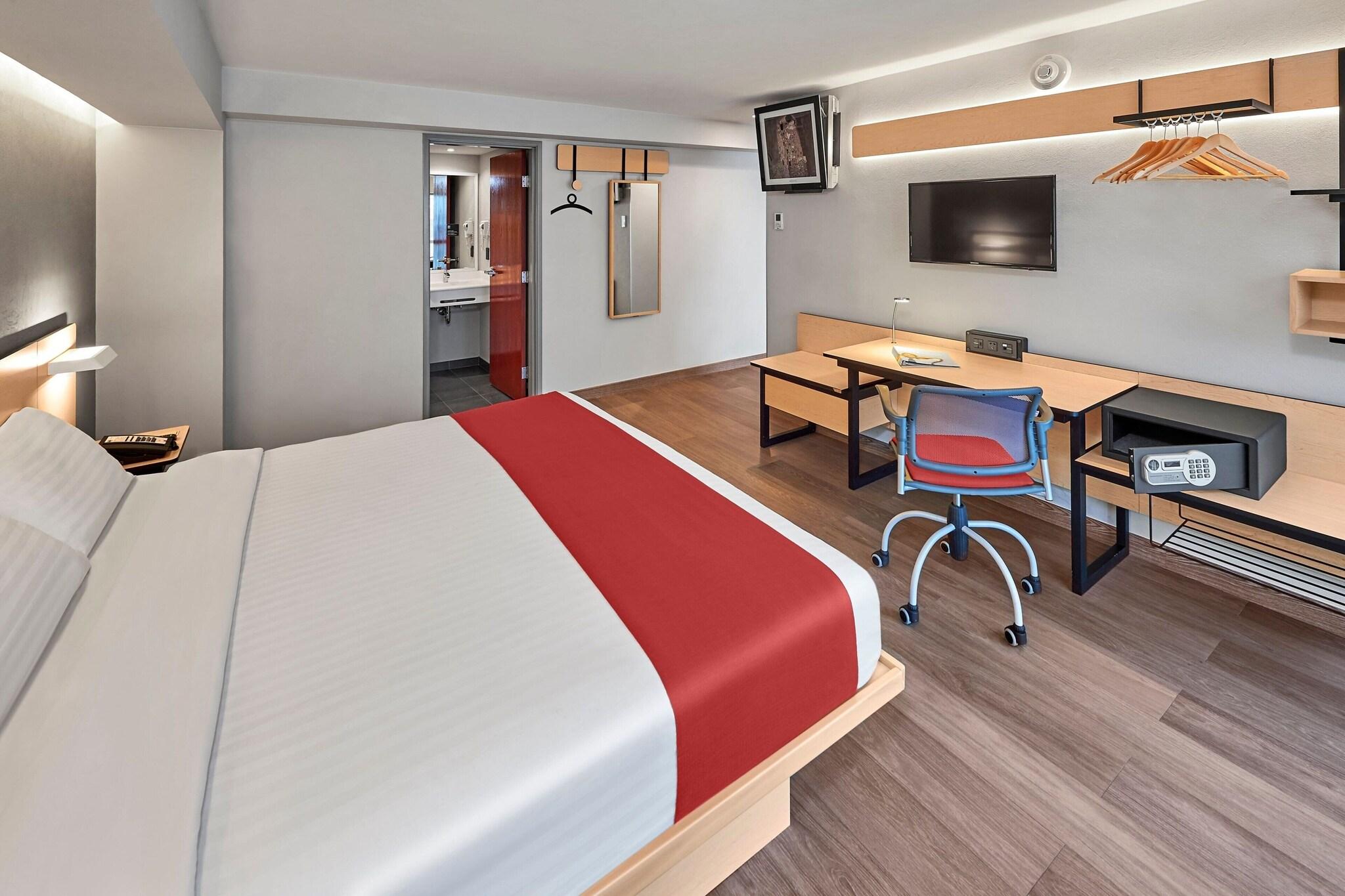 Double Queen Size Bed