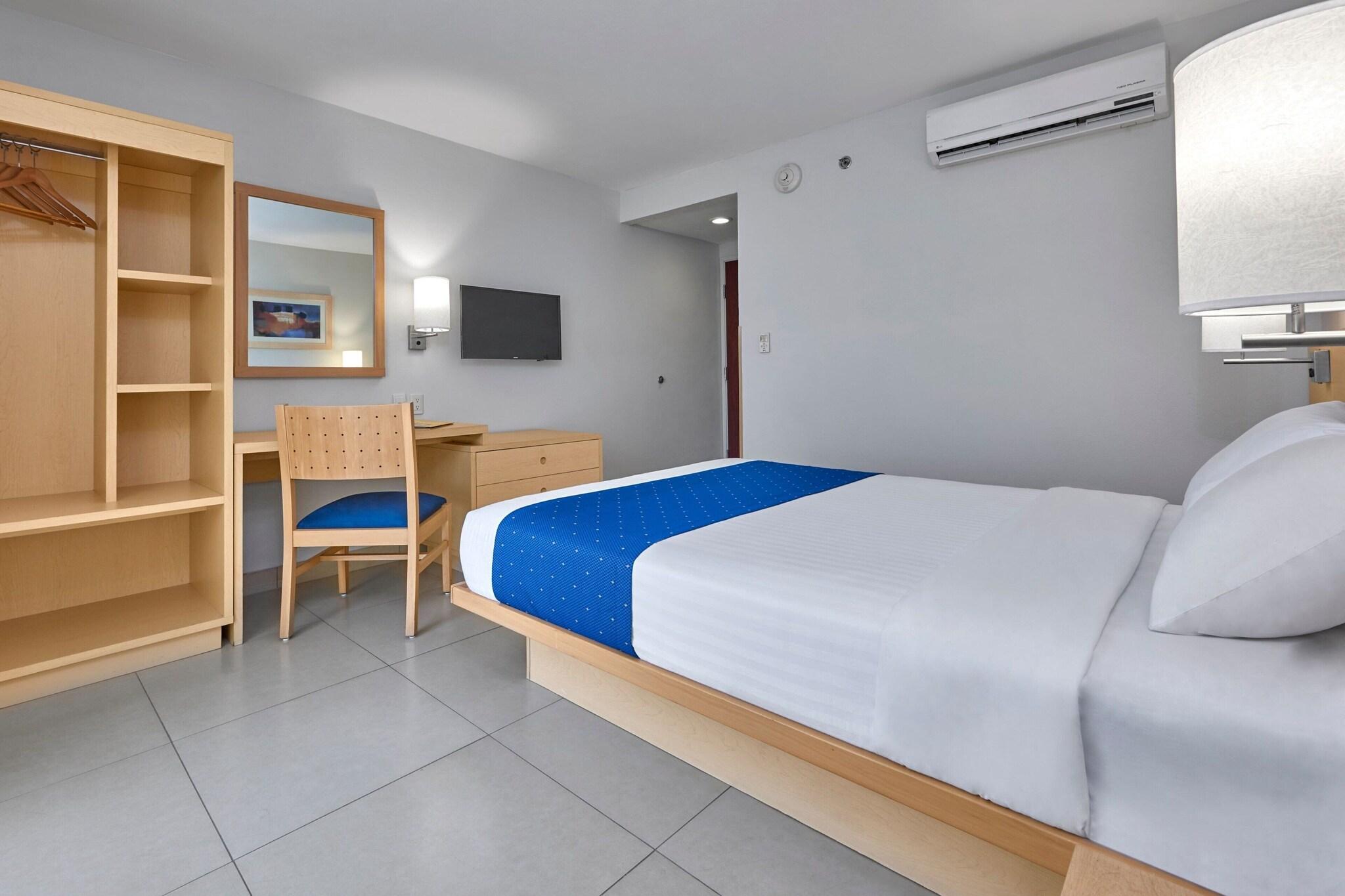 Double Queen Size Bed