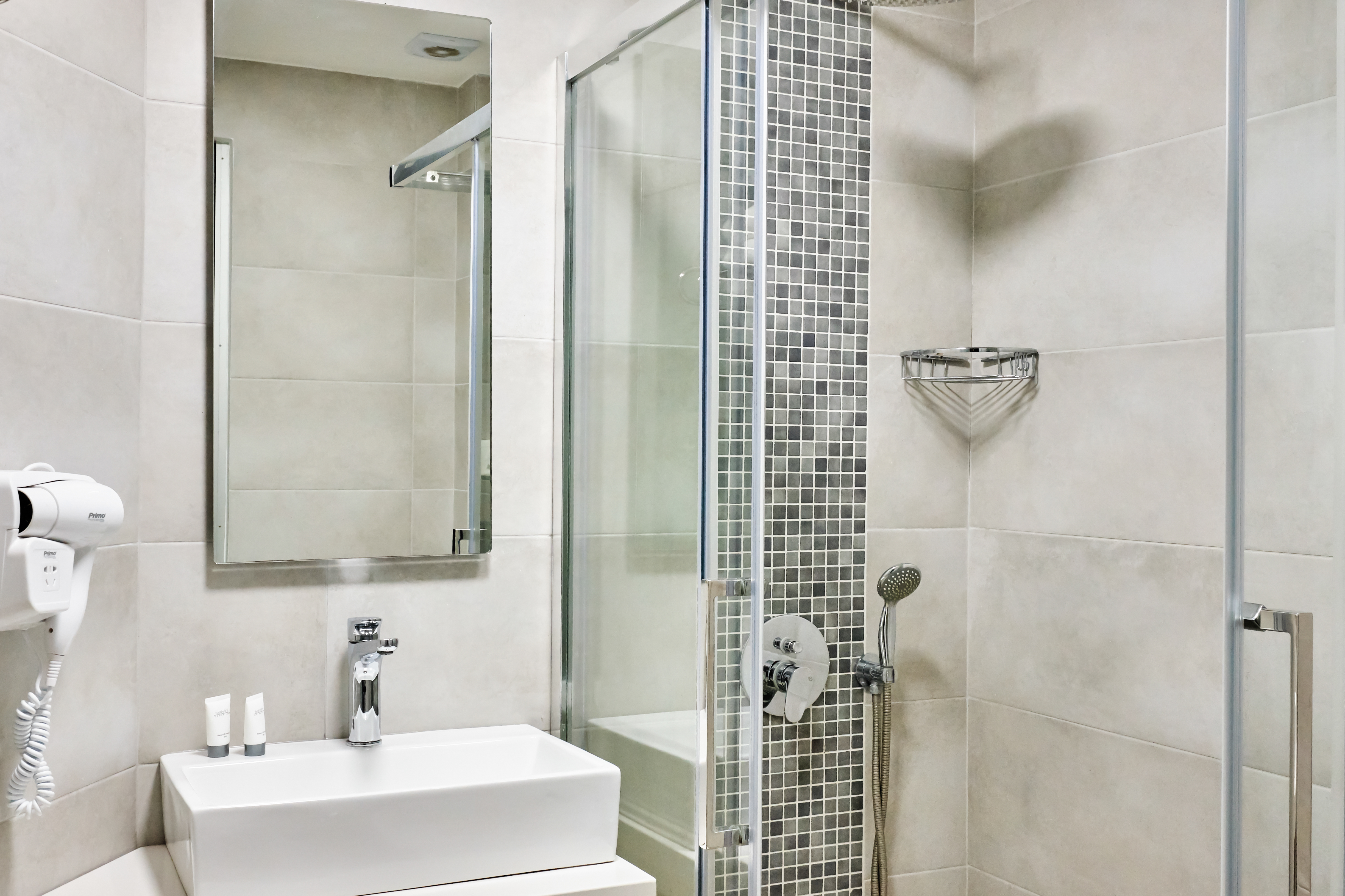 Studio Superior Capacity 3