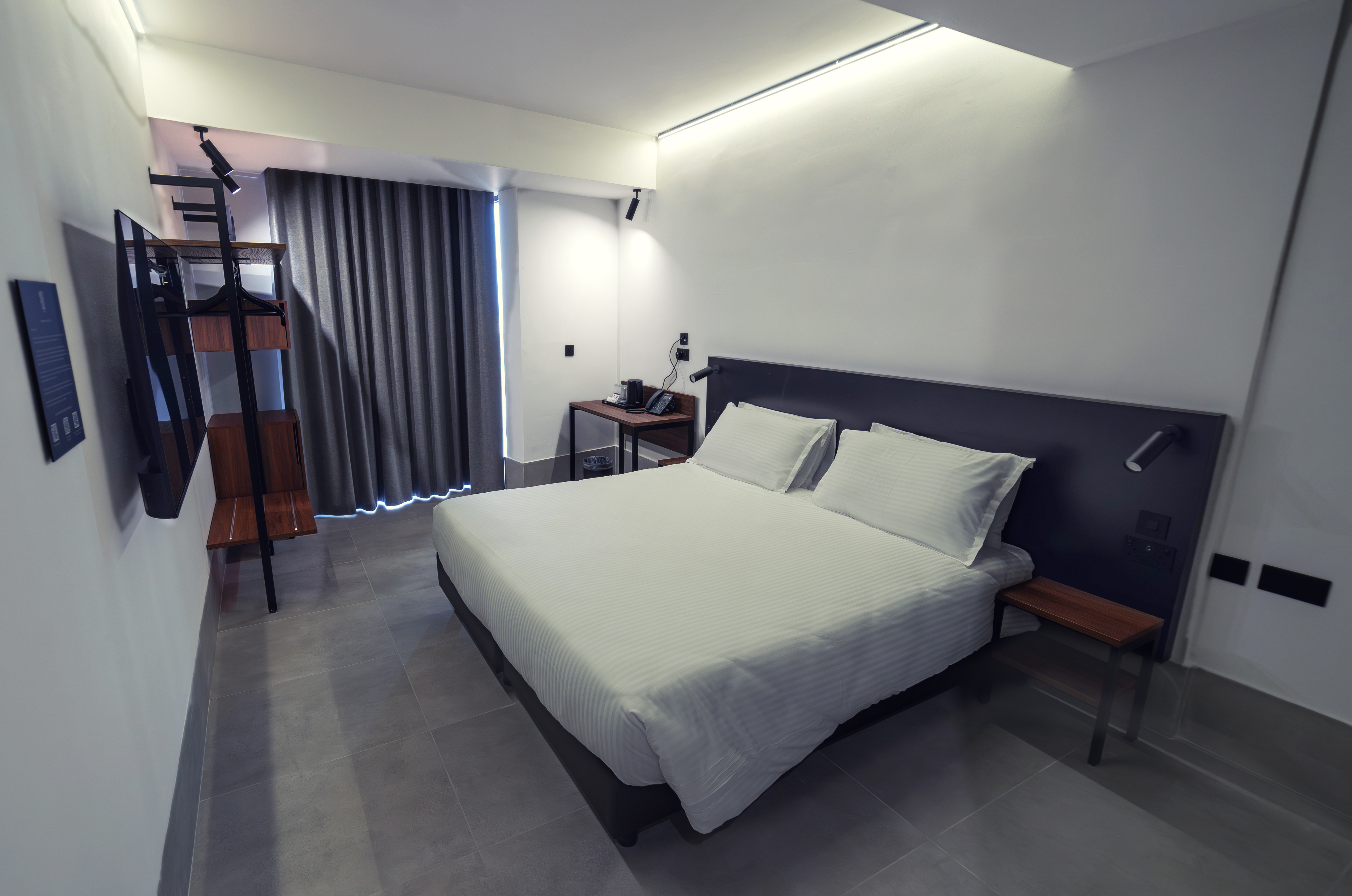 Double or Twin Standard