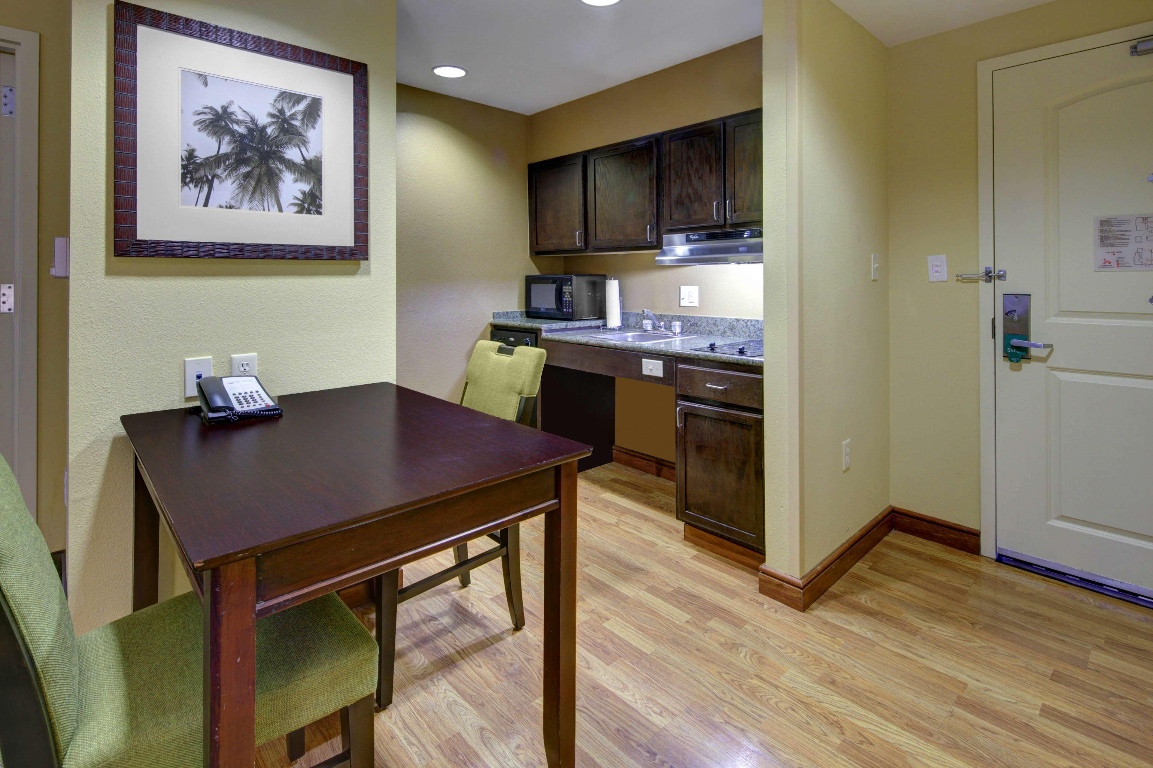 Suite Accessible-two Queen Beds