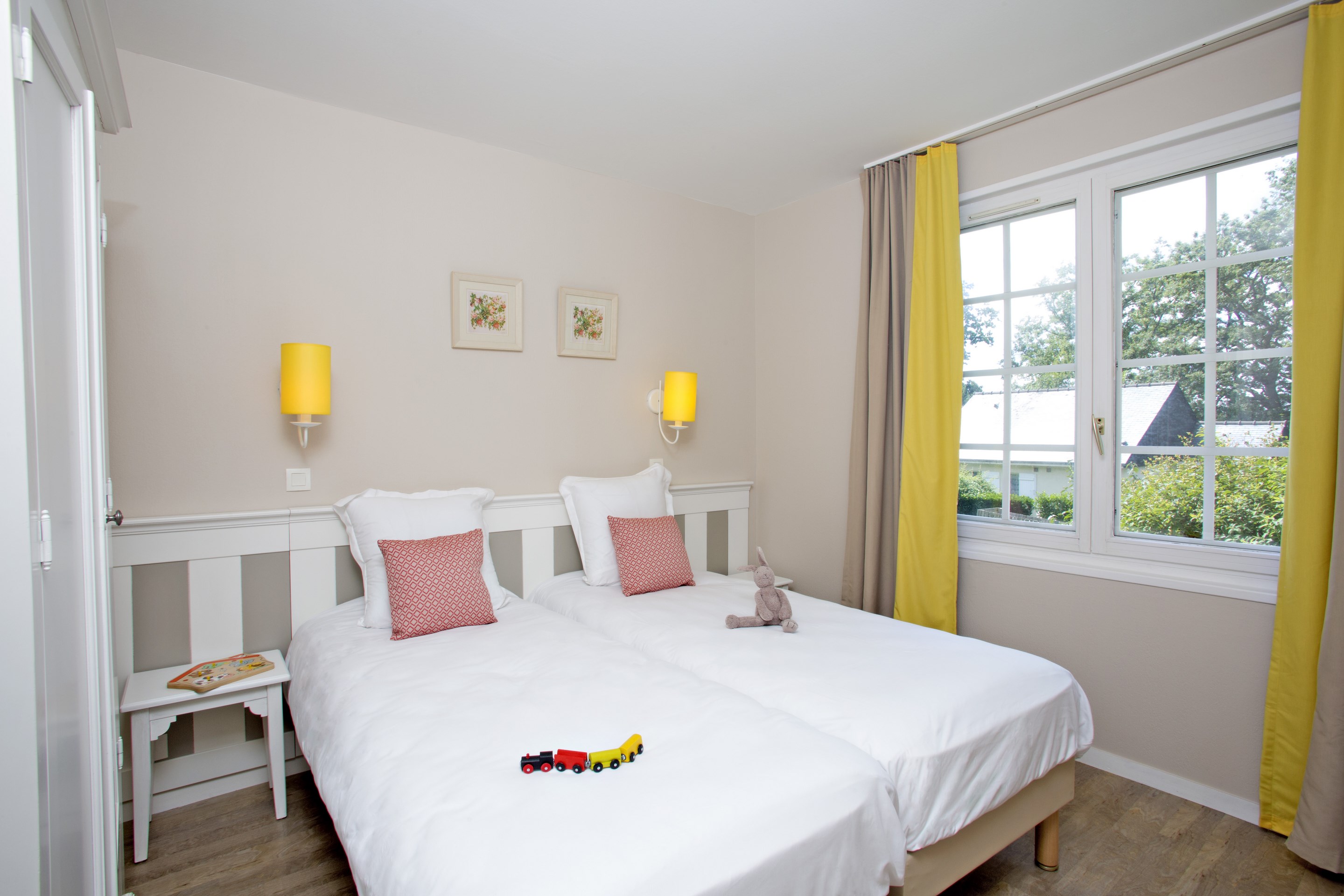 House Superior Three Bedrooms