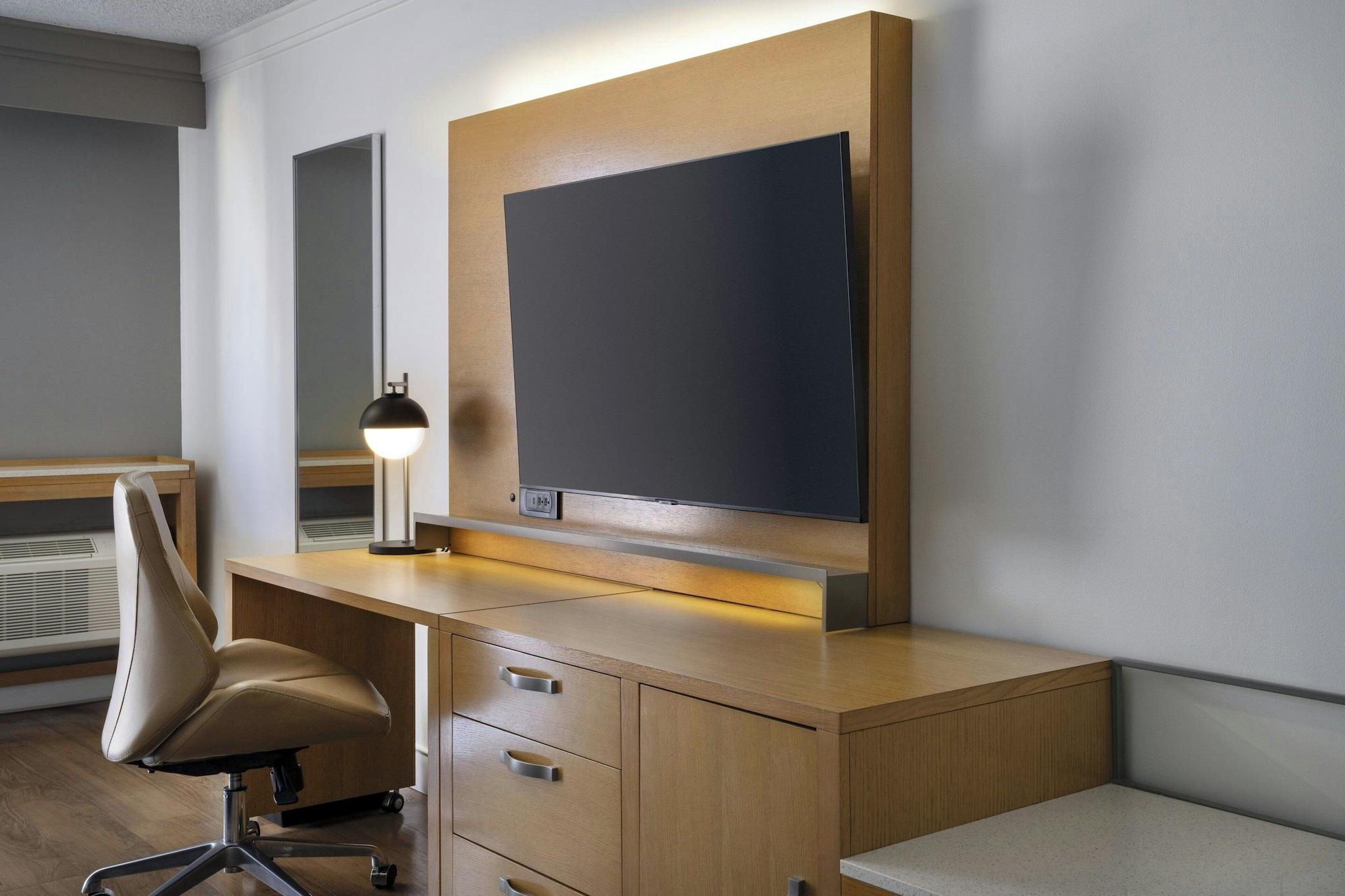 Double Executive King Bed