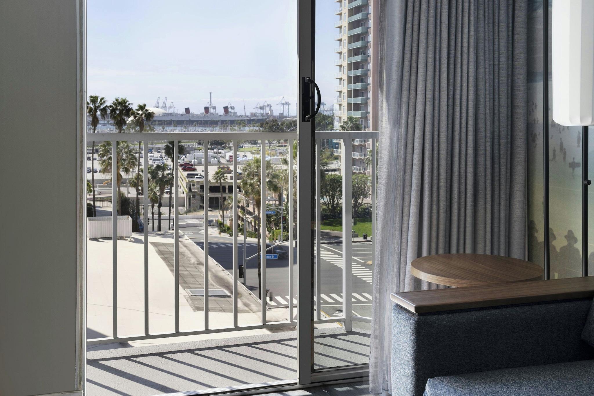 Double Executive King Bed