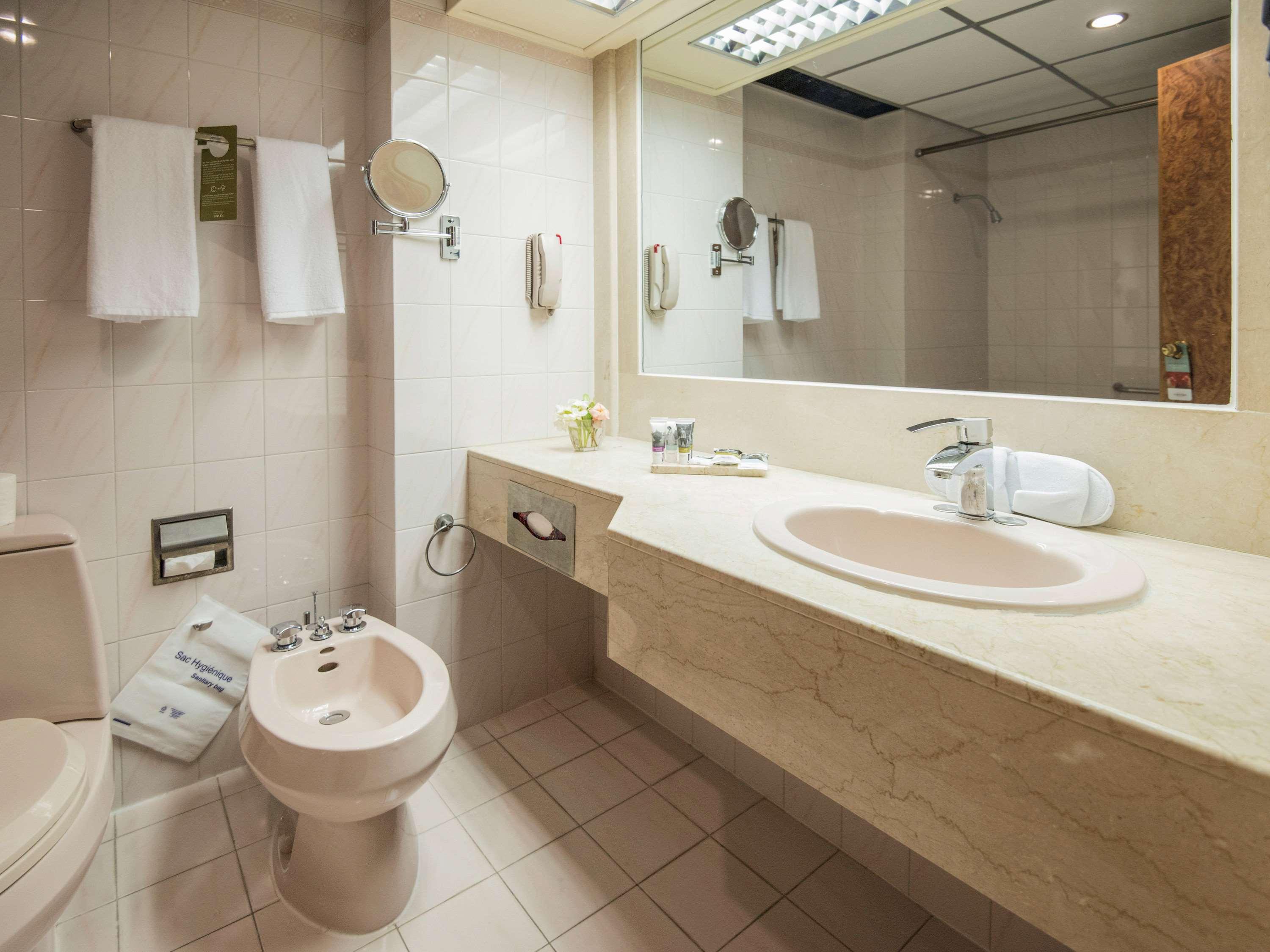 Double Queen Size Bed