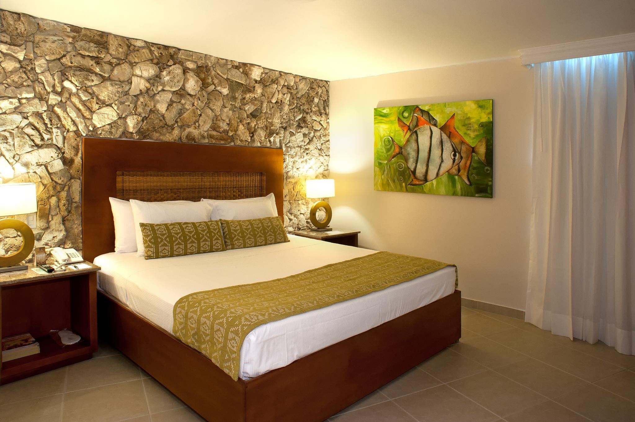 Double City View King Bed