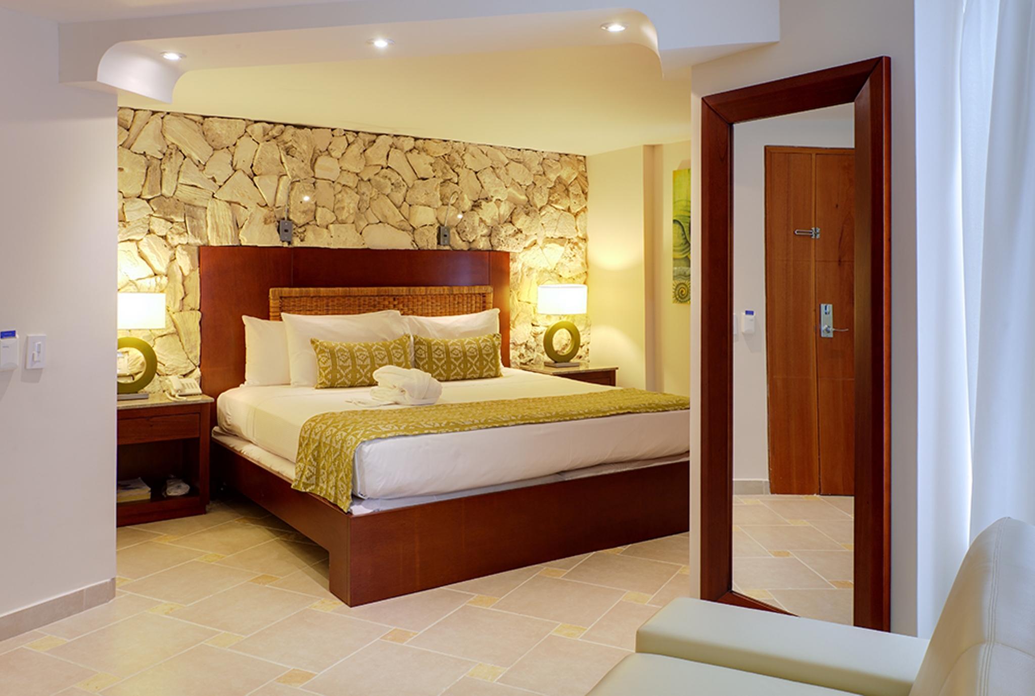 Double City View King Bed