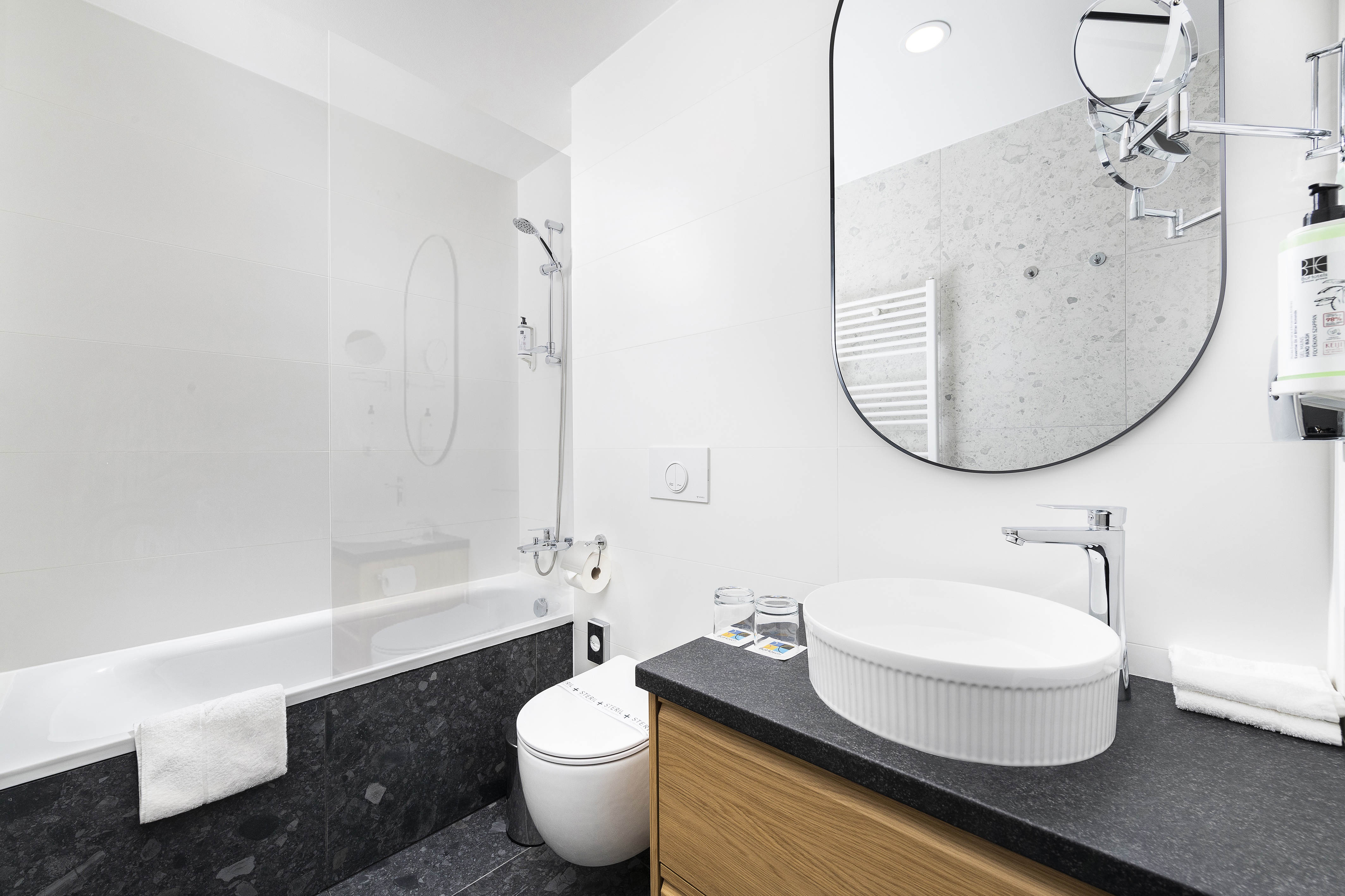 Double or Twin Deluxe