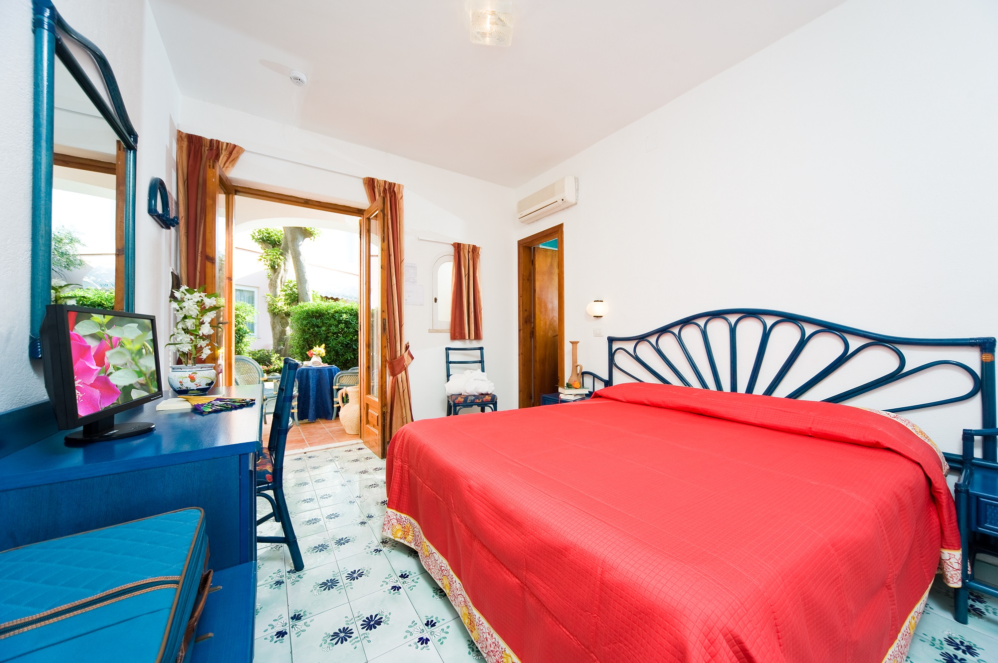 Double or Twin Standard