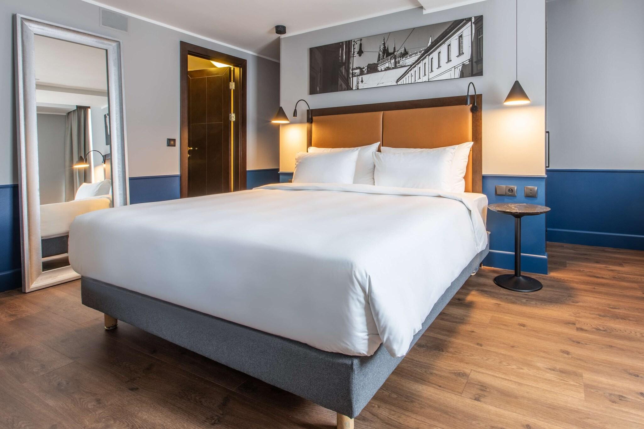 Double King Size Bed