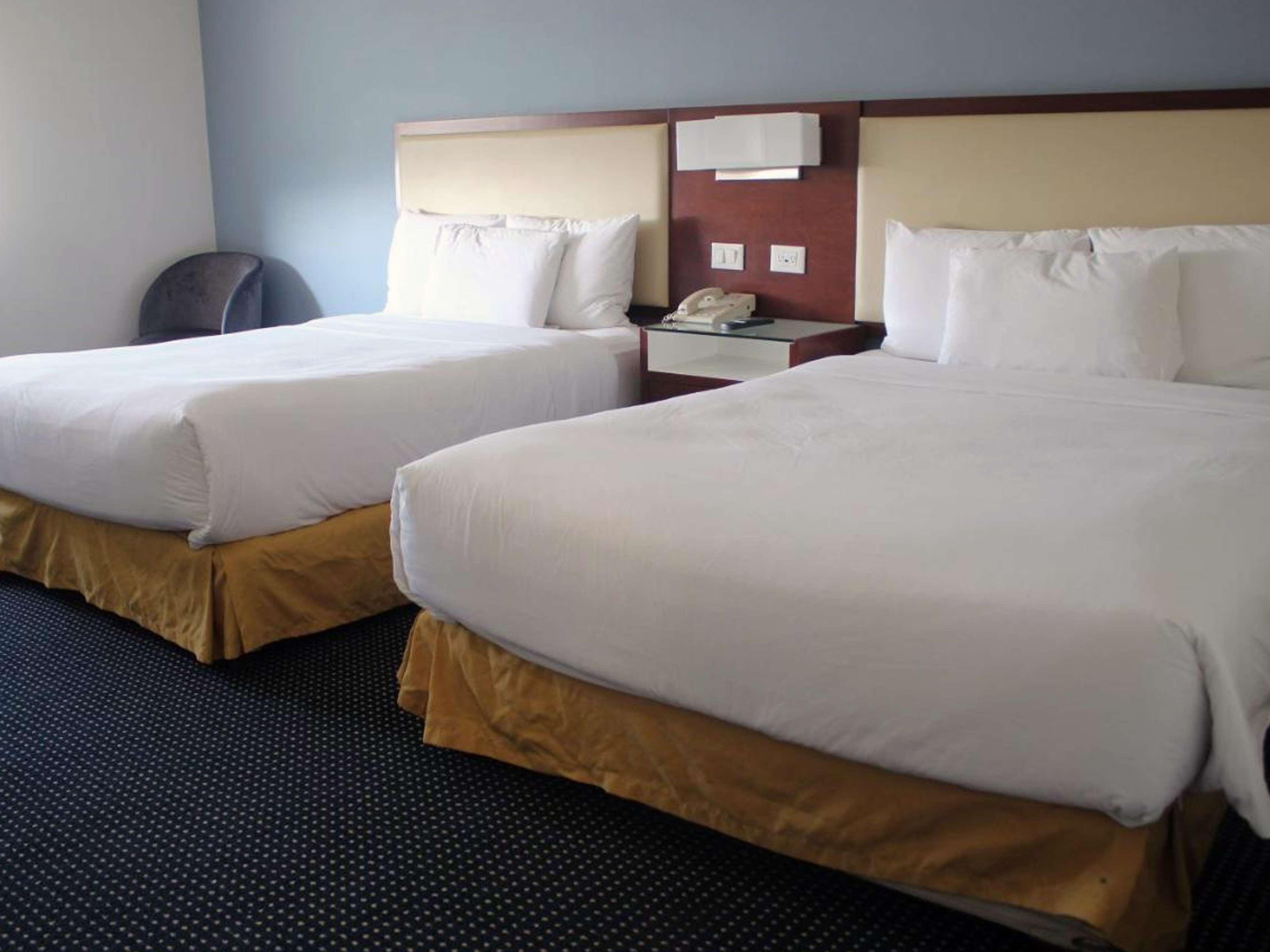 Double Two Double Beds Non Smoking