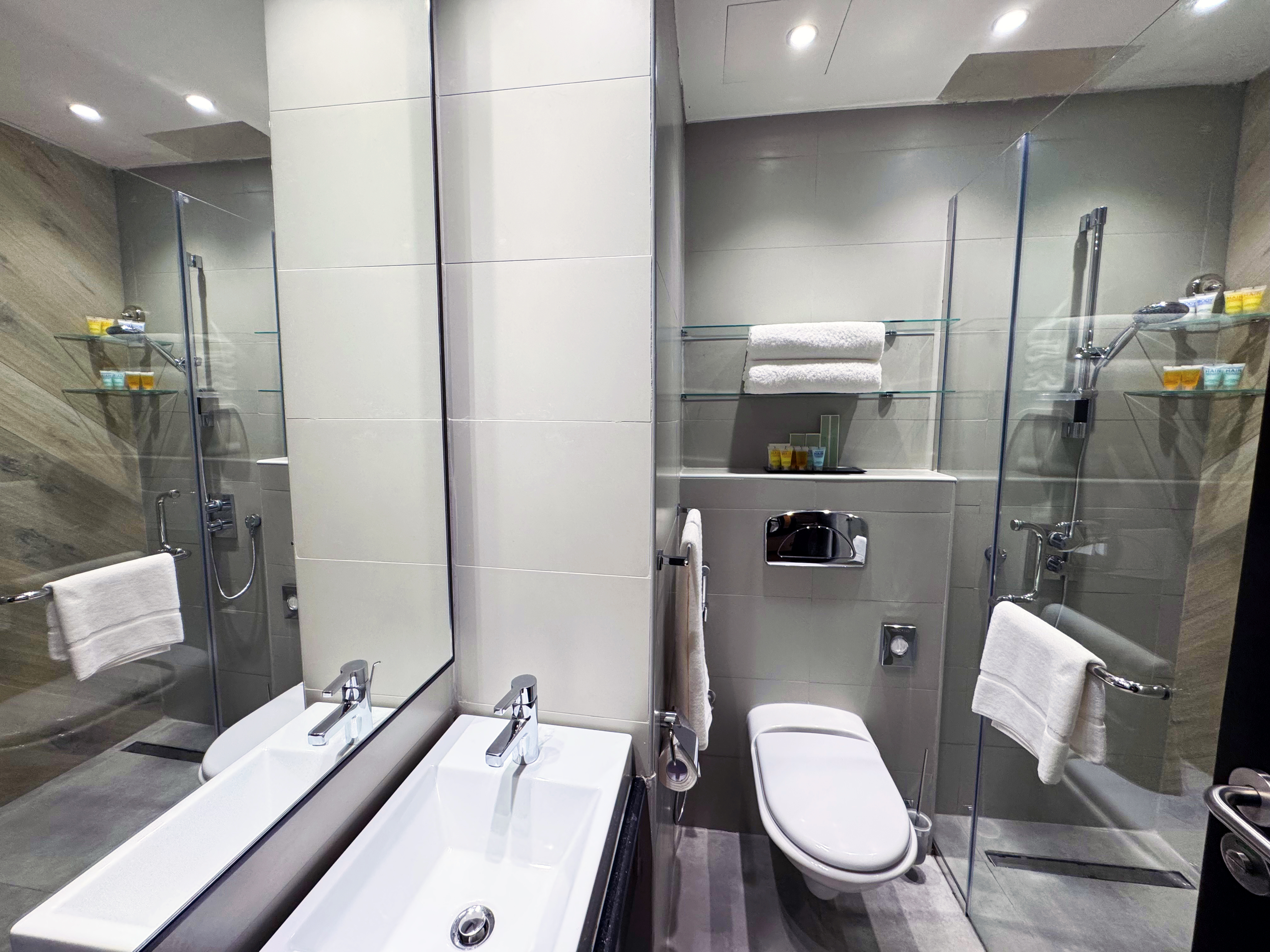 Double or Twin Deluxe