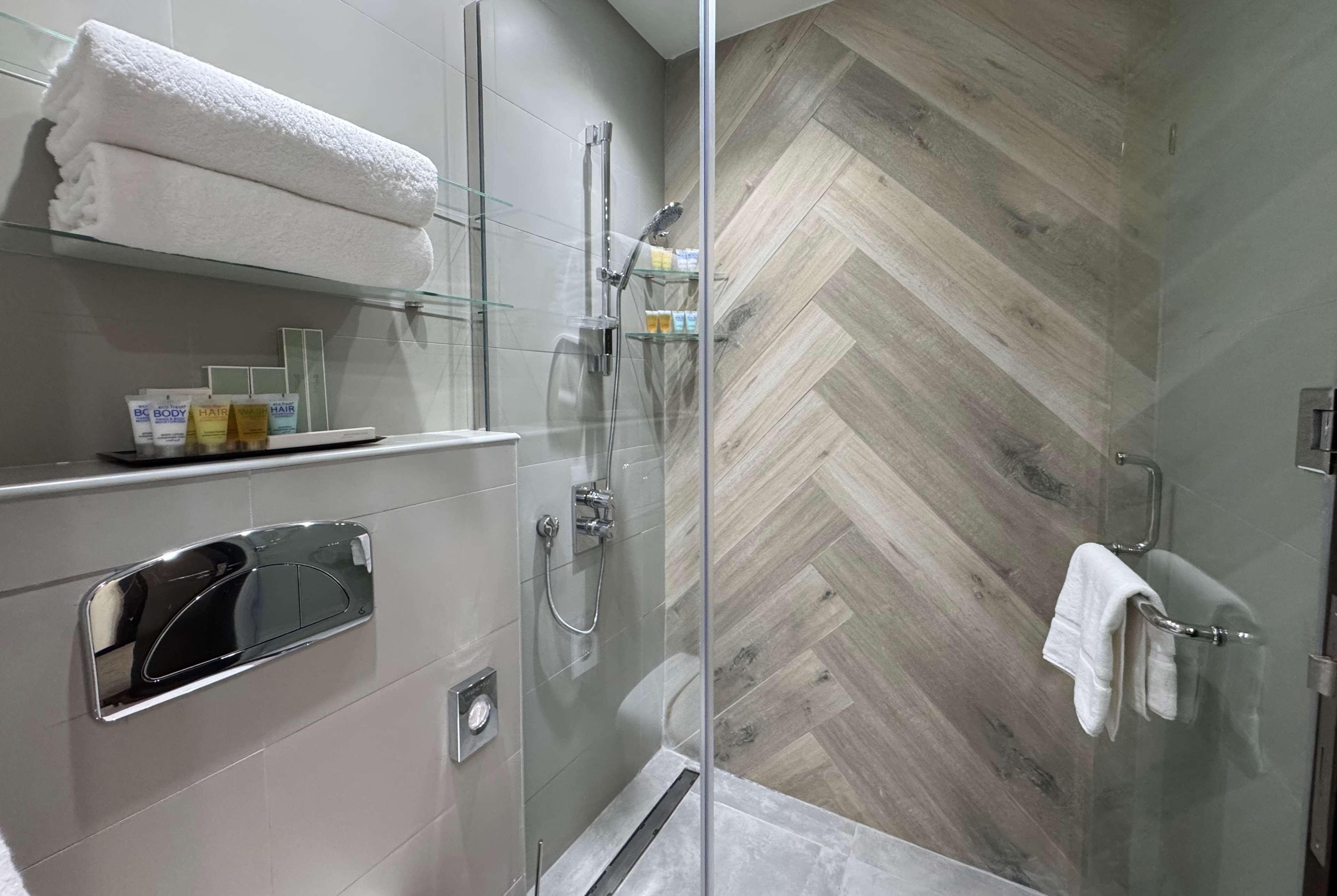 Double Business Queen Bed