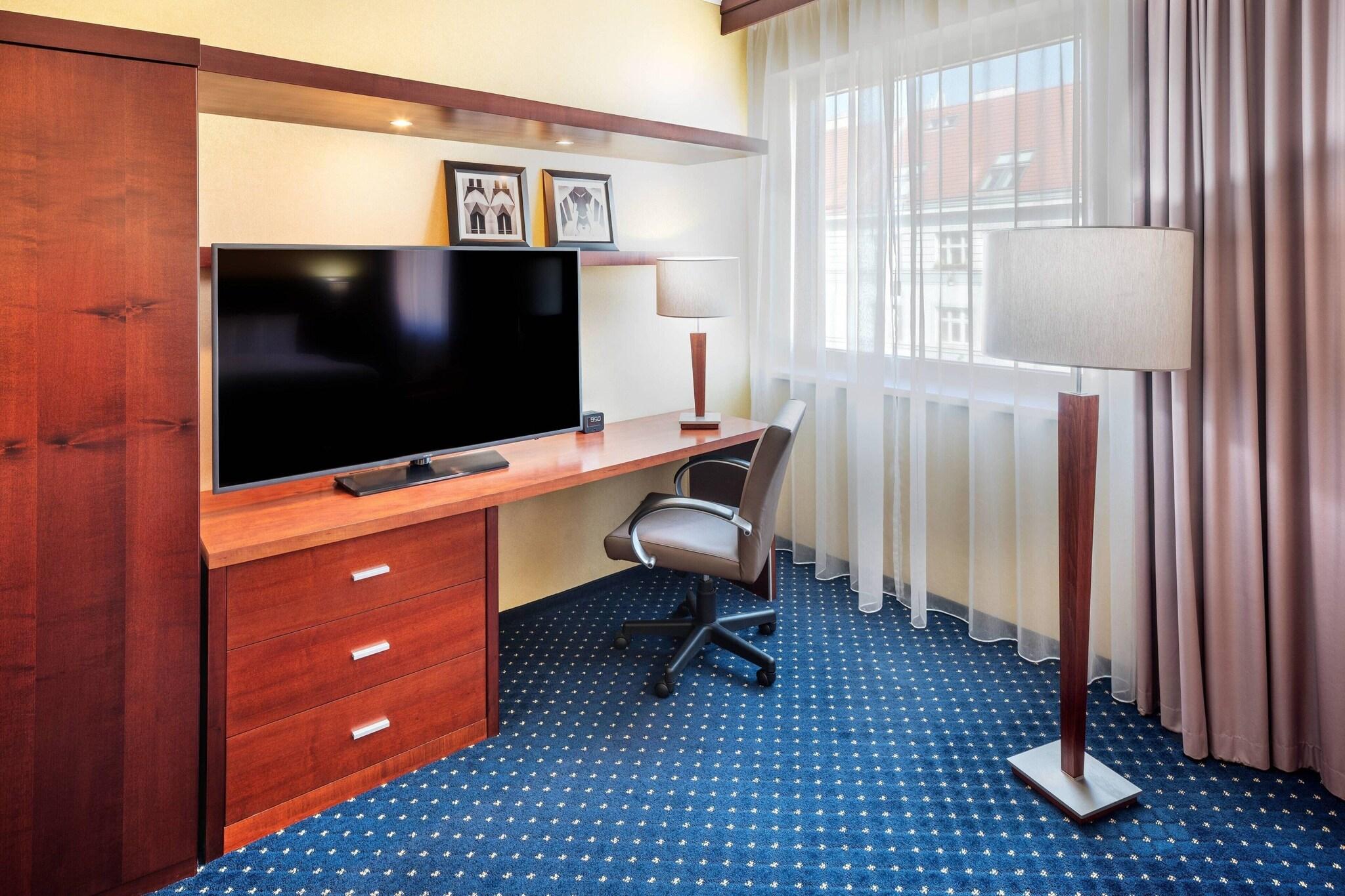 Quadruple Two Double Beds Non Smoking