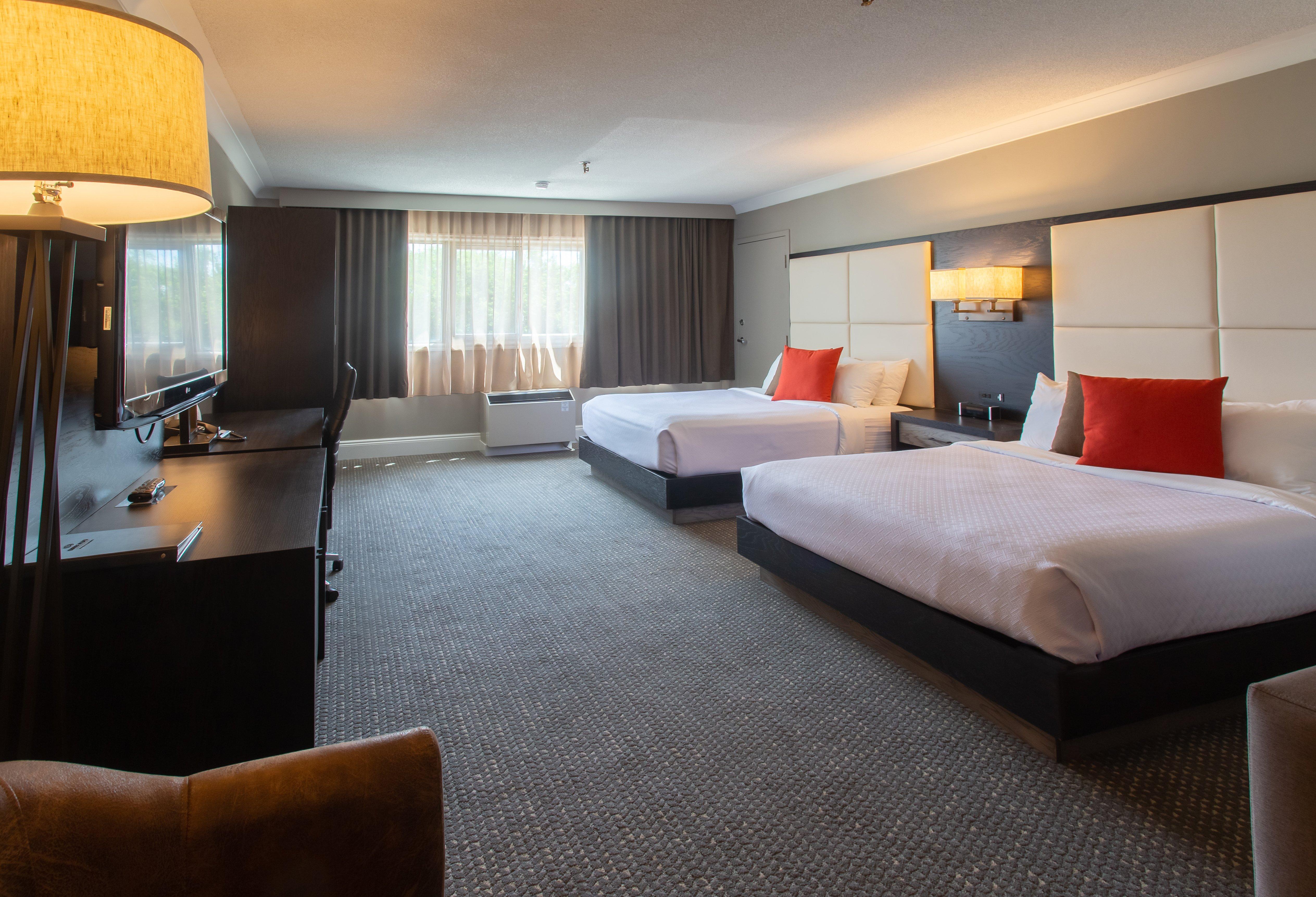 Double Two Queen Beds Premium