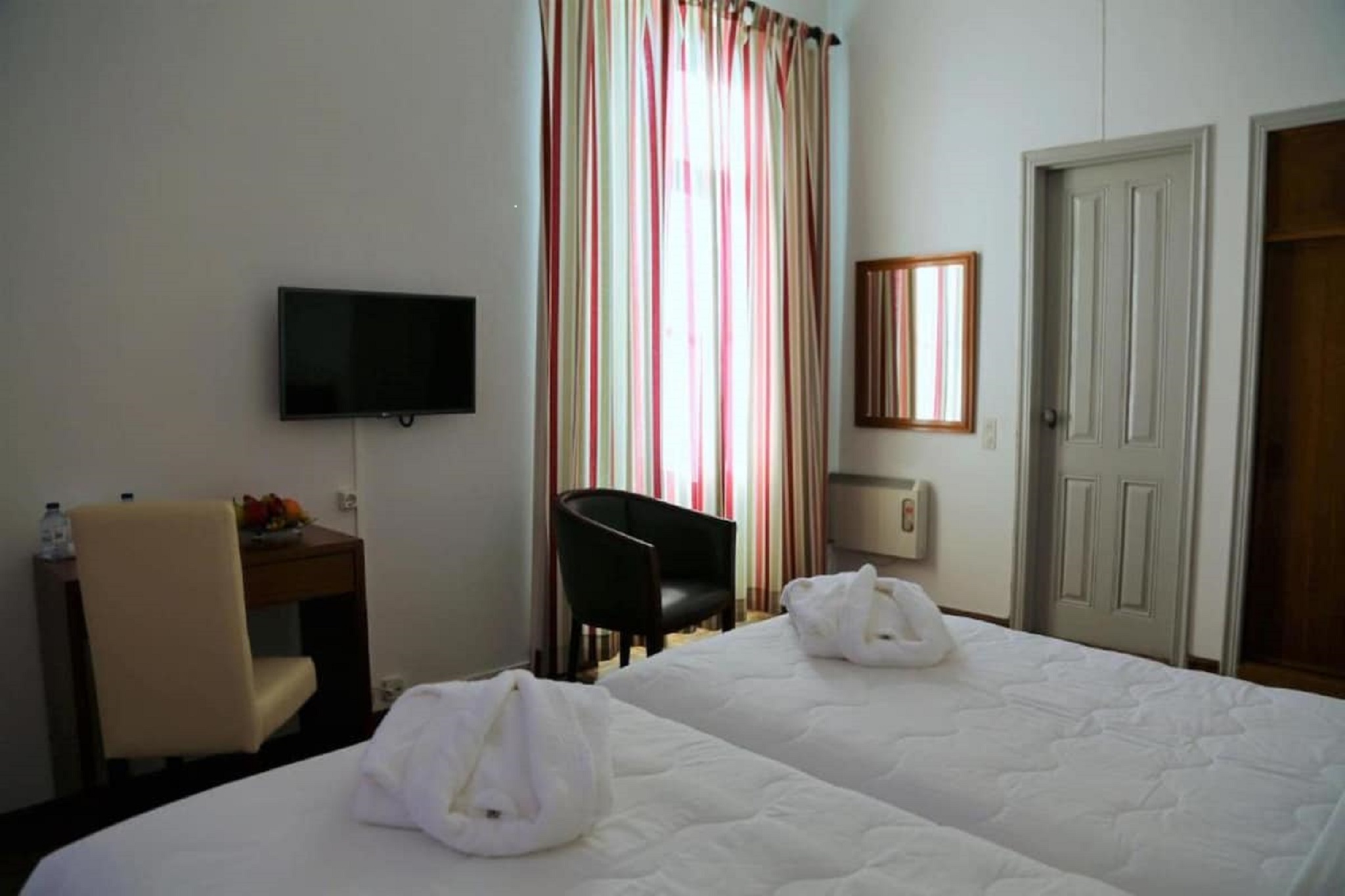 Double or Twin Standard