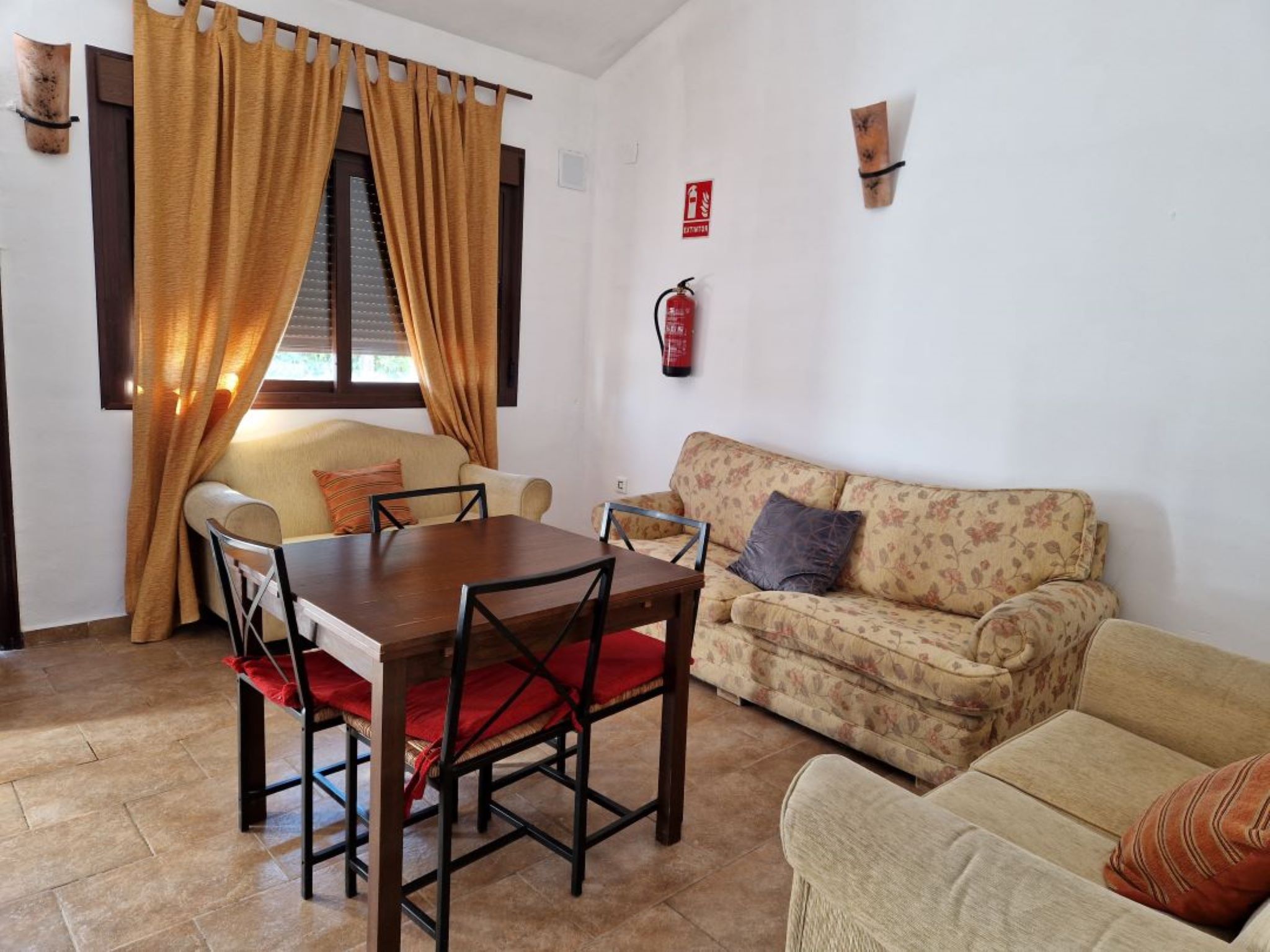 Apartment Capacity 4