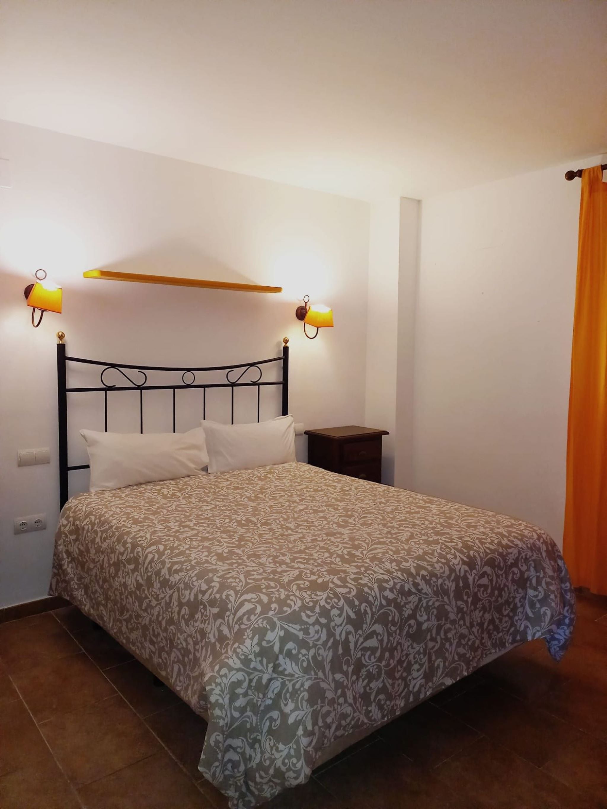 Apartment Capacity 6