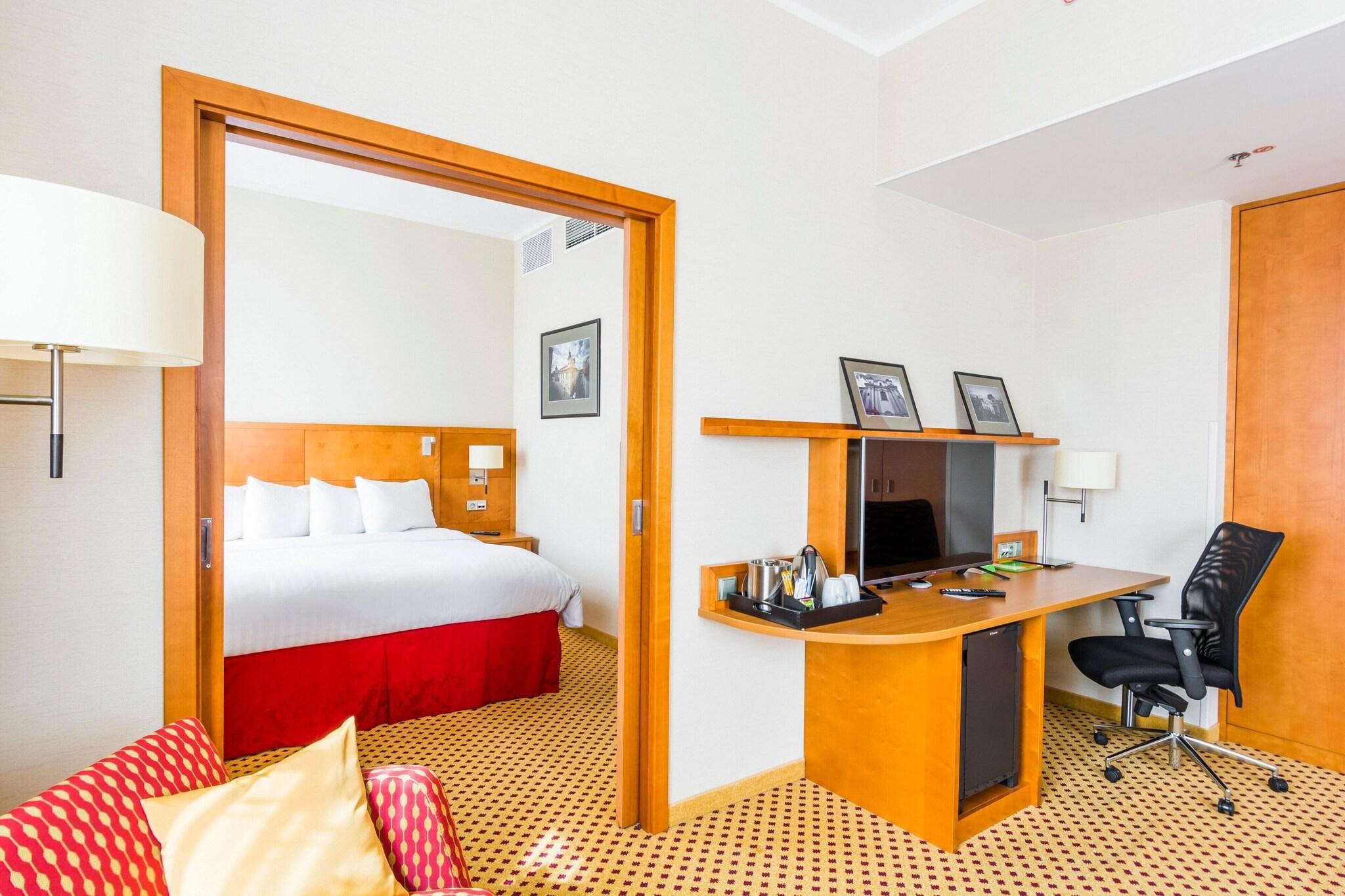 Junior Suite King Bed One Bedroom 