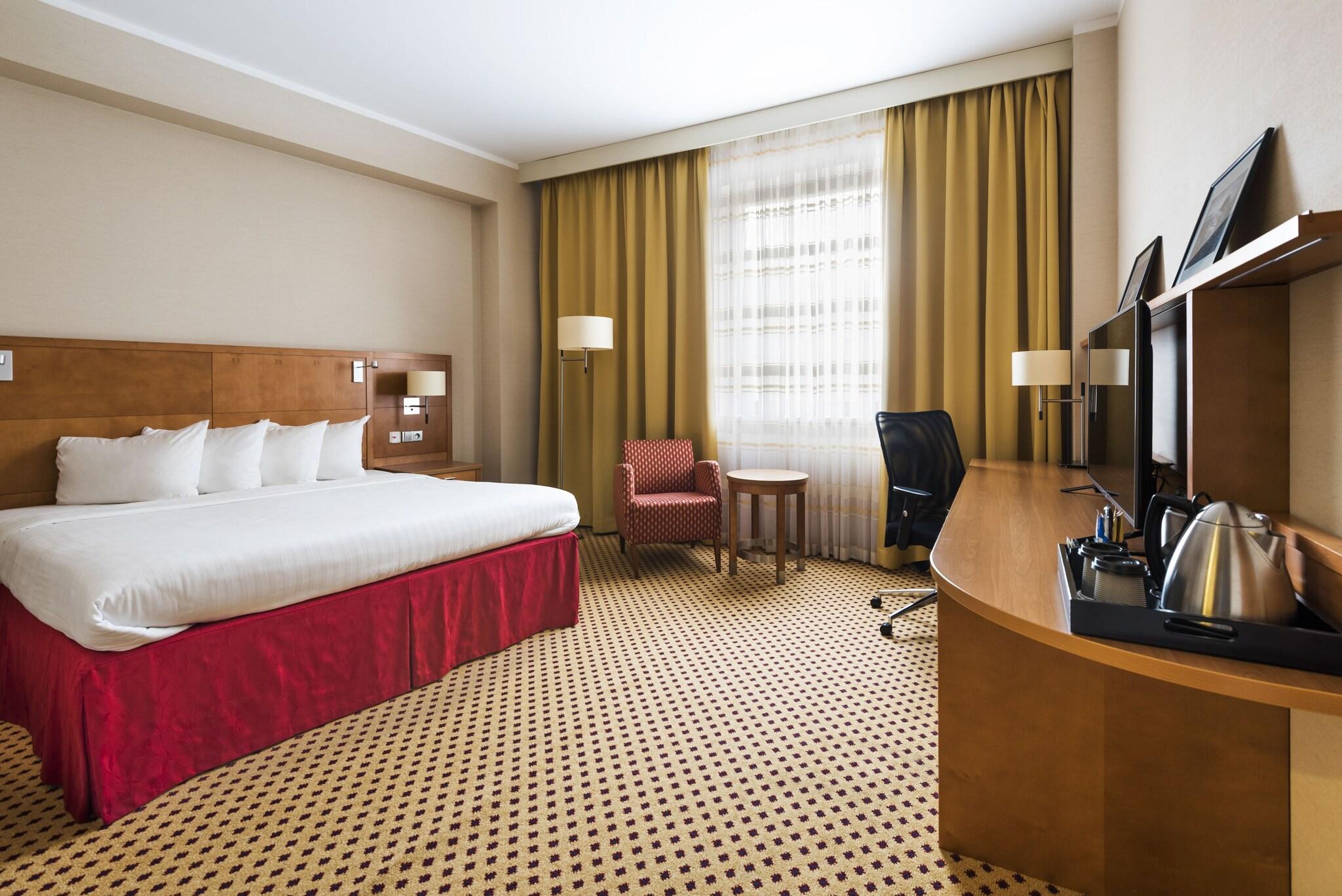 Double King Size Bed