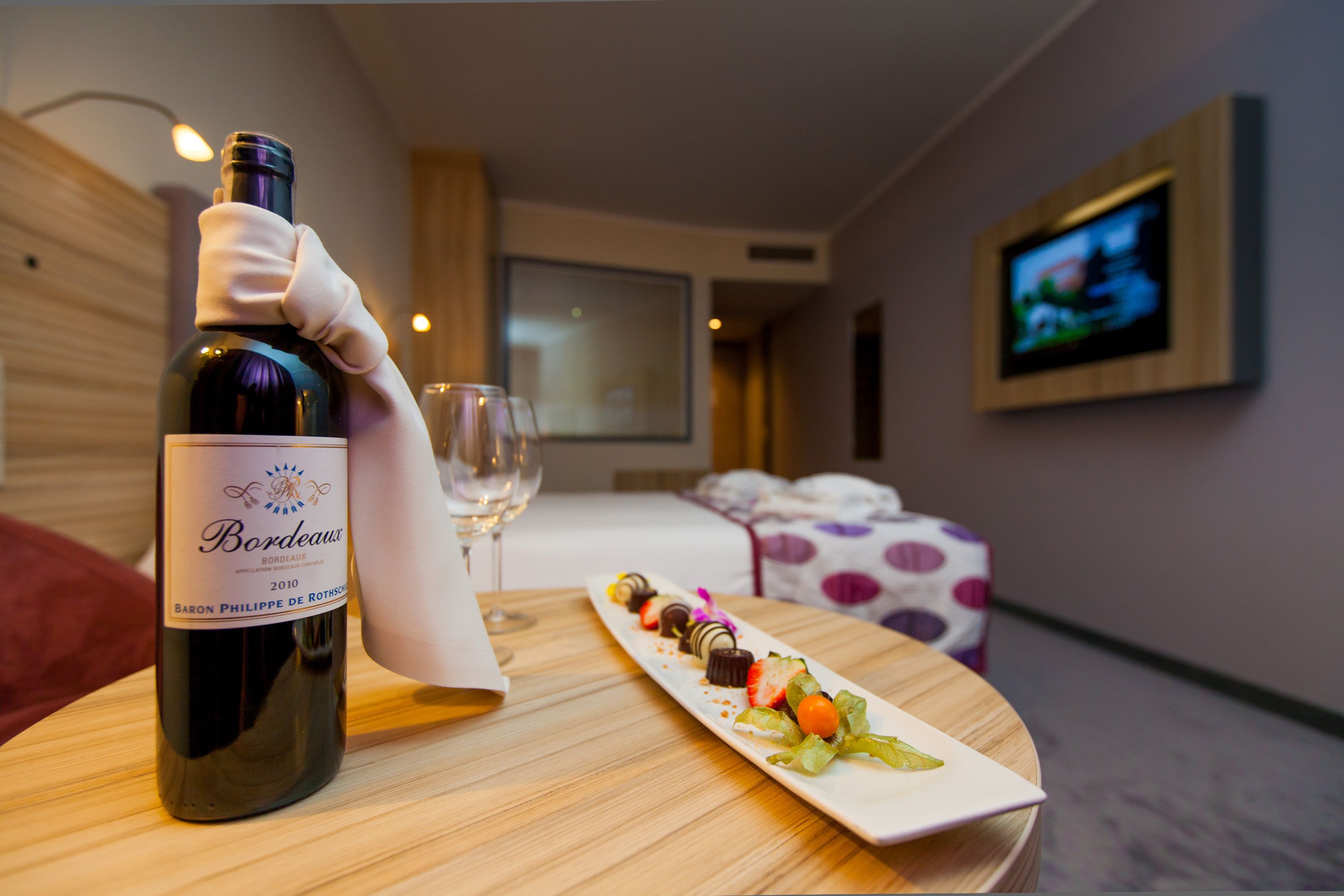 Double Single Business