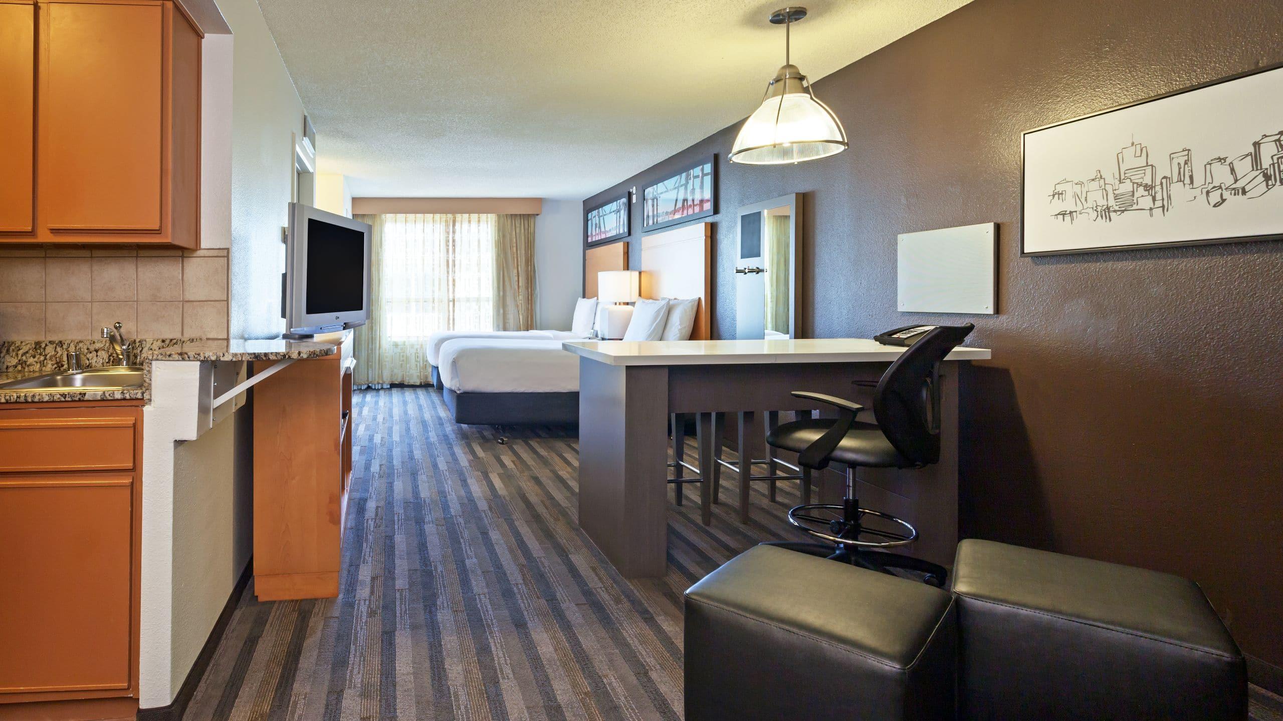 Room Two Double Beds