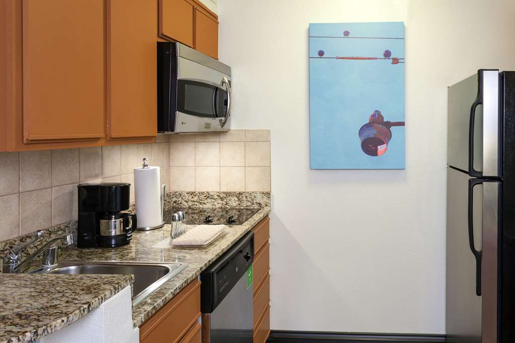 Studio Two Double Beds