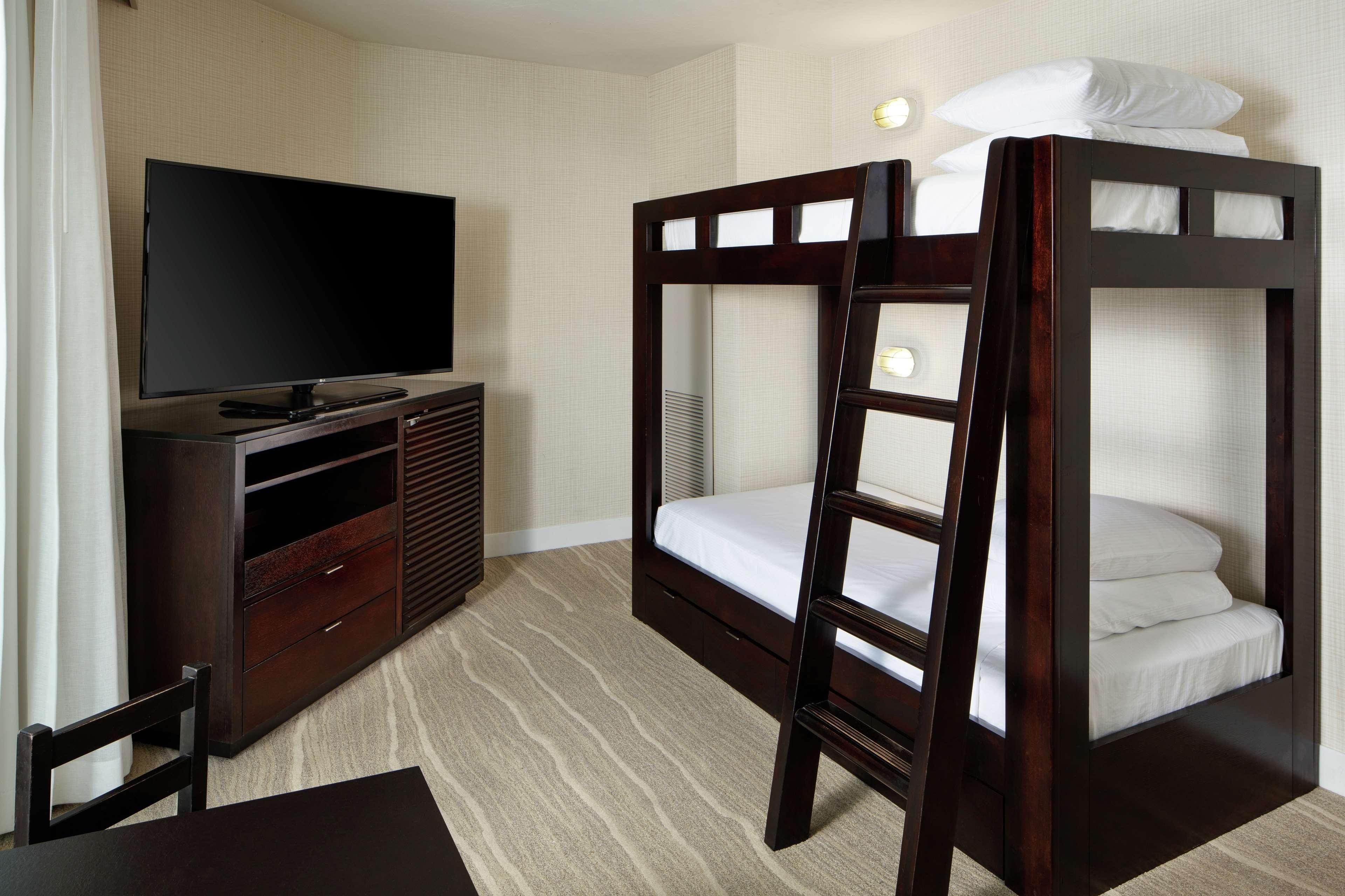 Suite King Bed Non Smoking