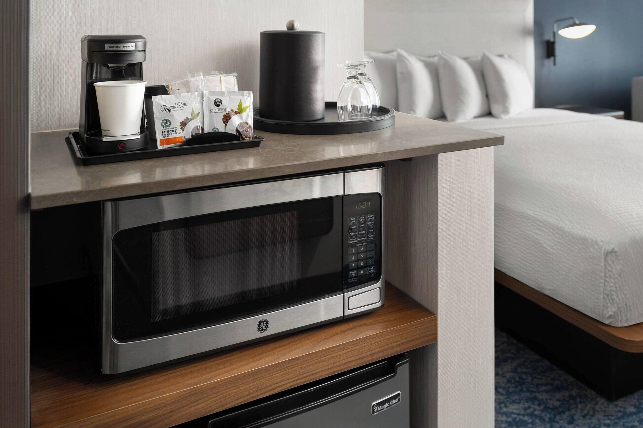 Quadruple Accessible-two Queen Beds