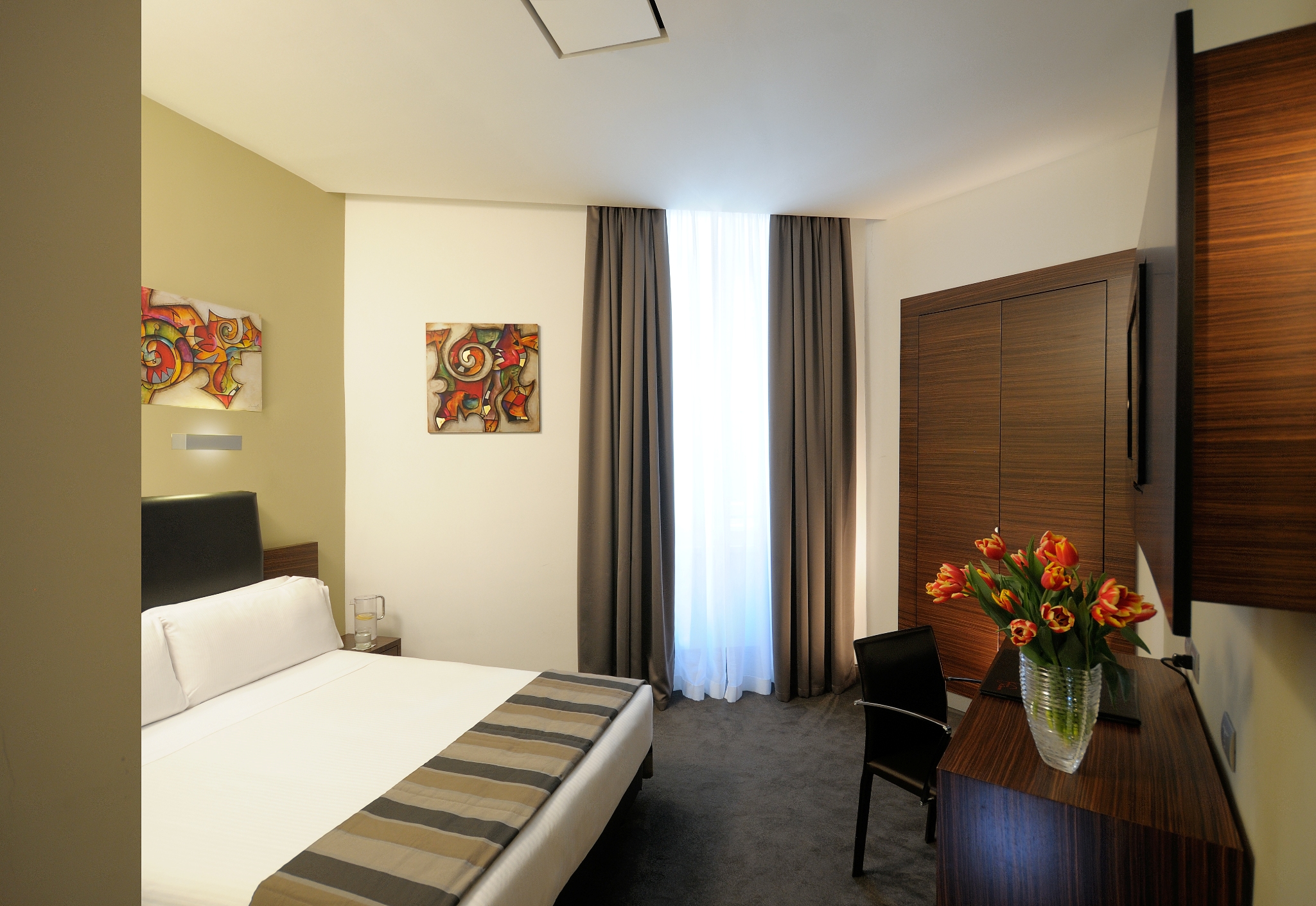 Double or Twin Standard