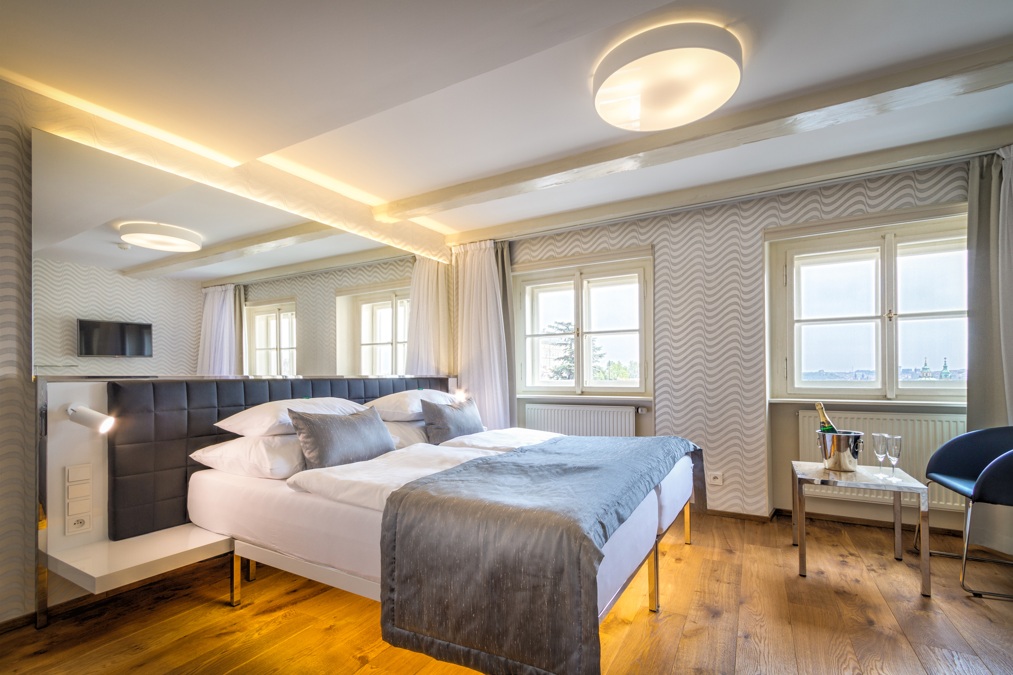 Double or Twin Deluxe