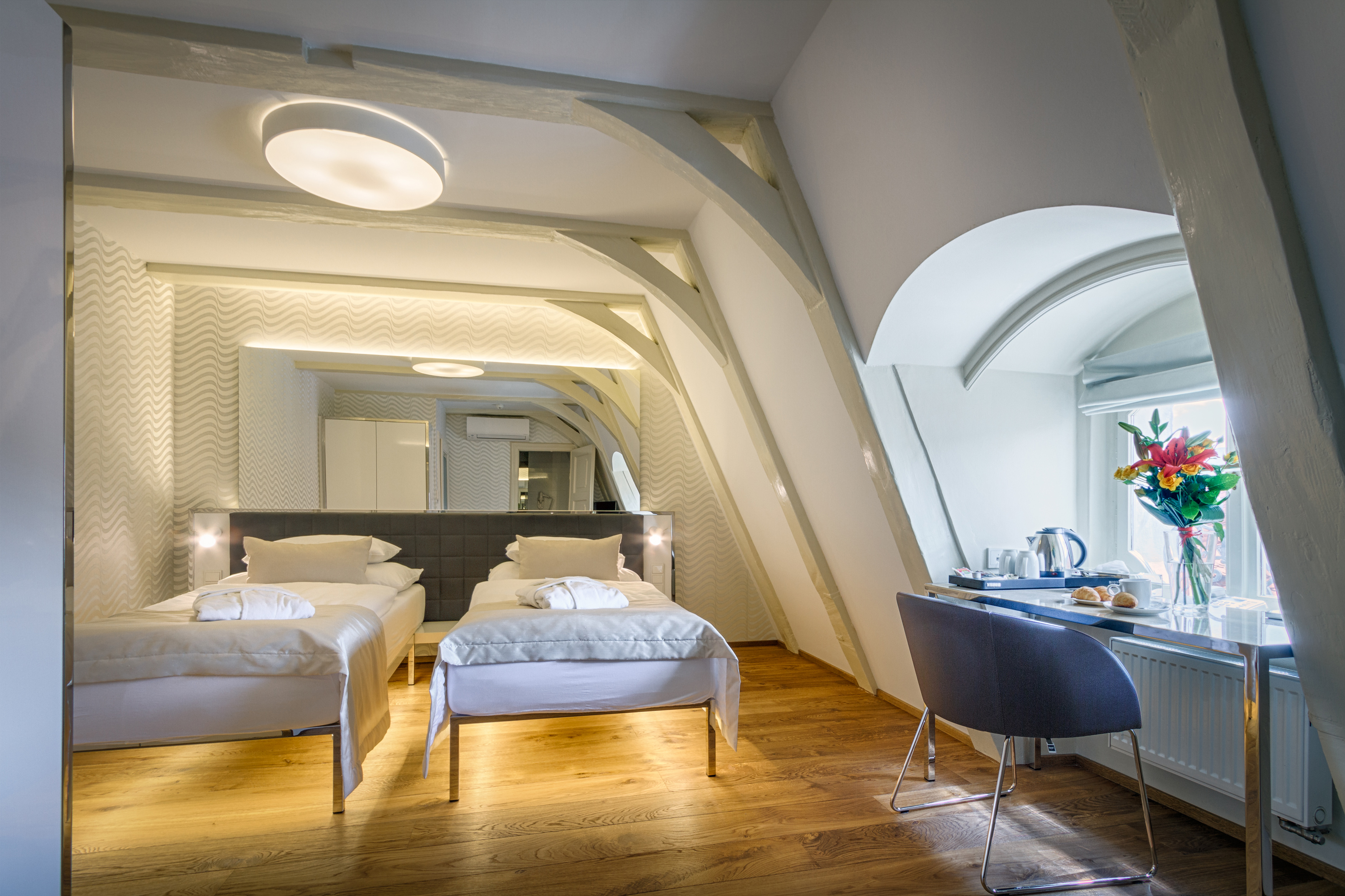 Double or Twin Standard