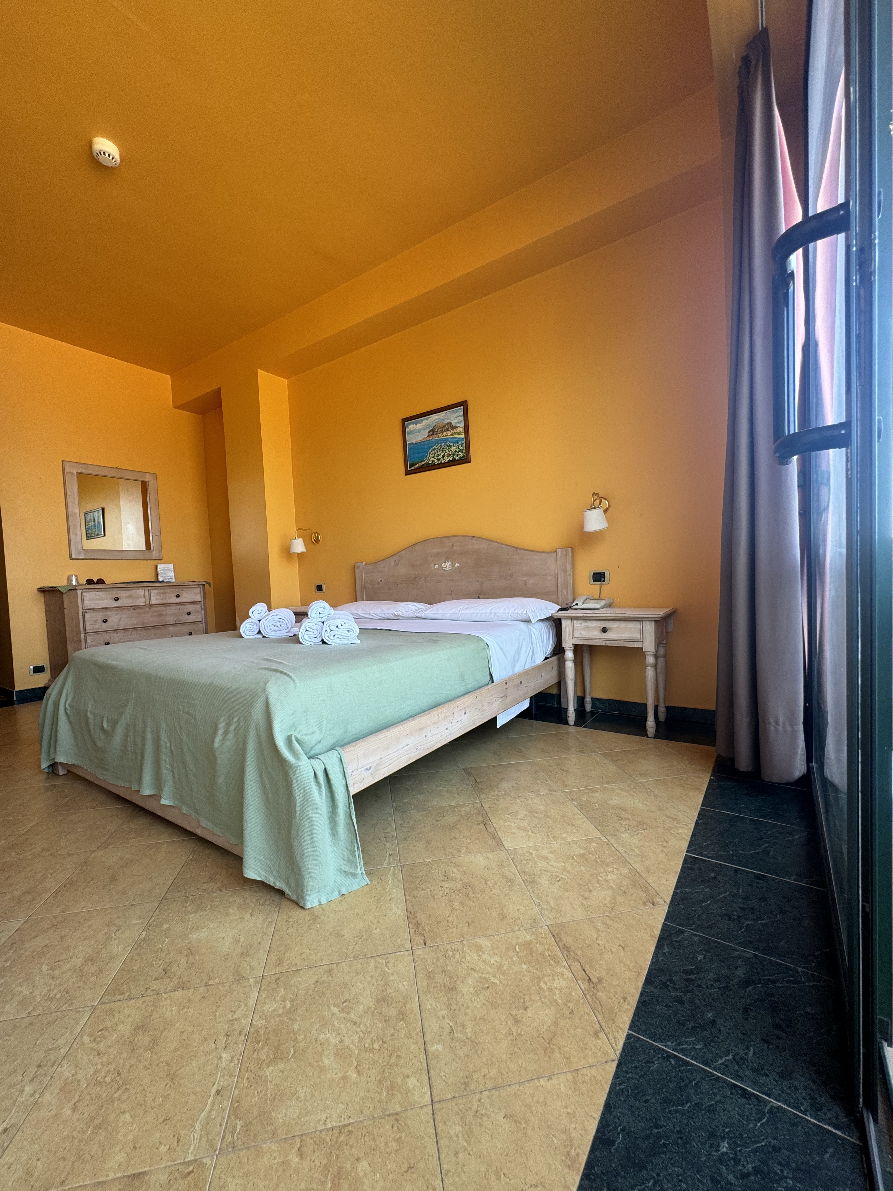 Double Single Sea View with Balcony