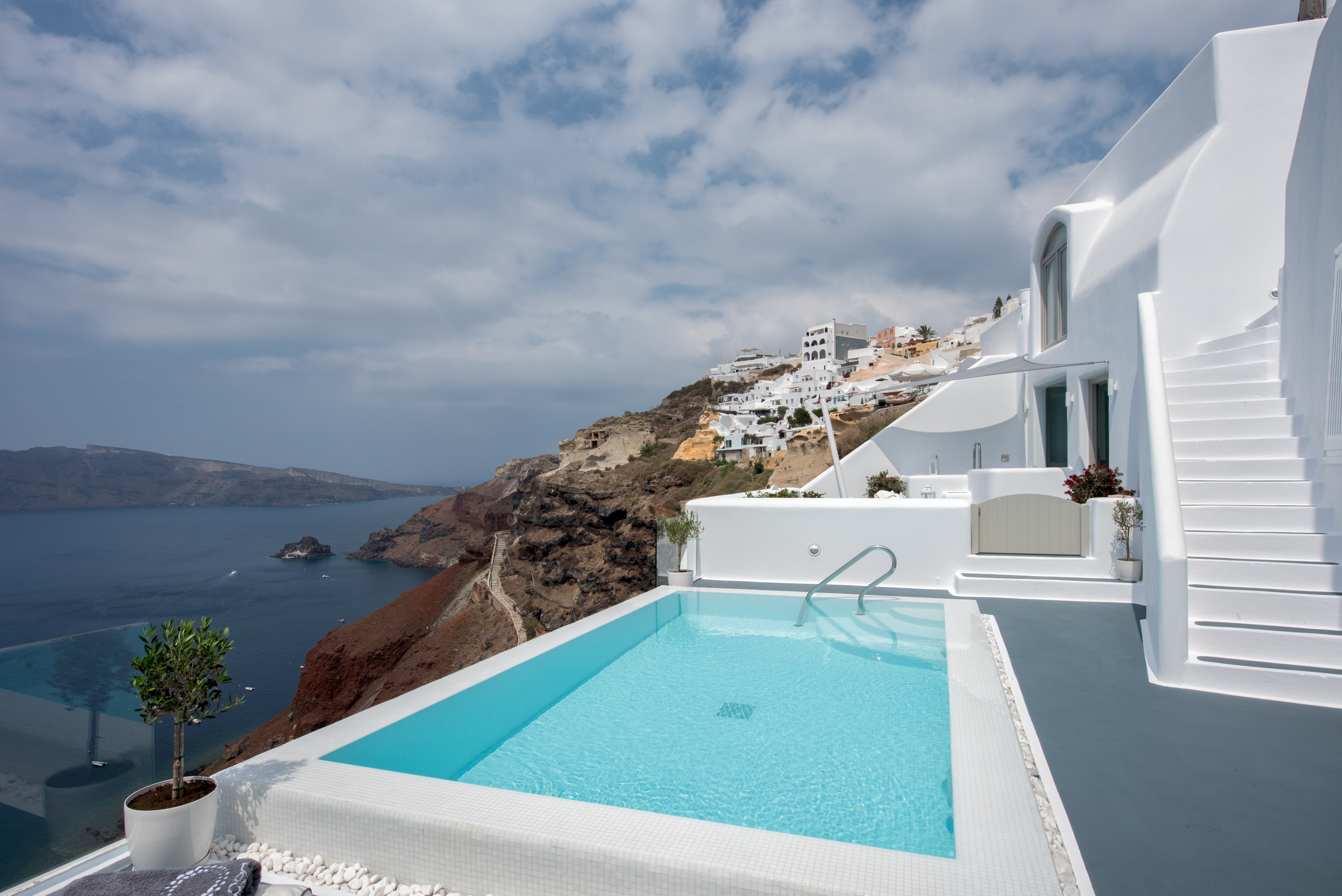 Suite Deluxe with Private Pool