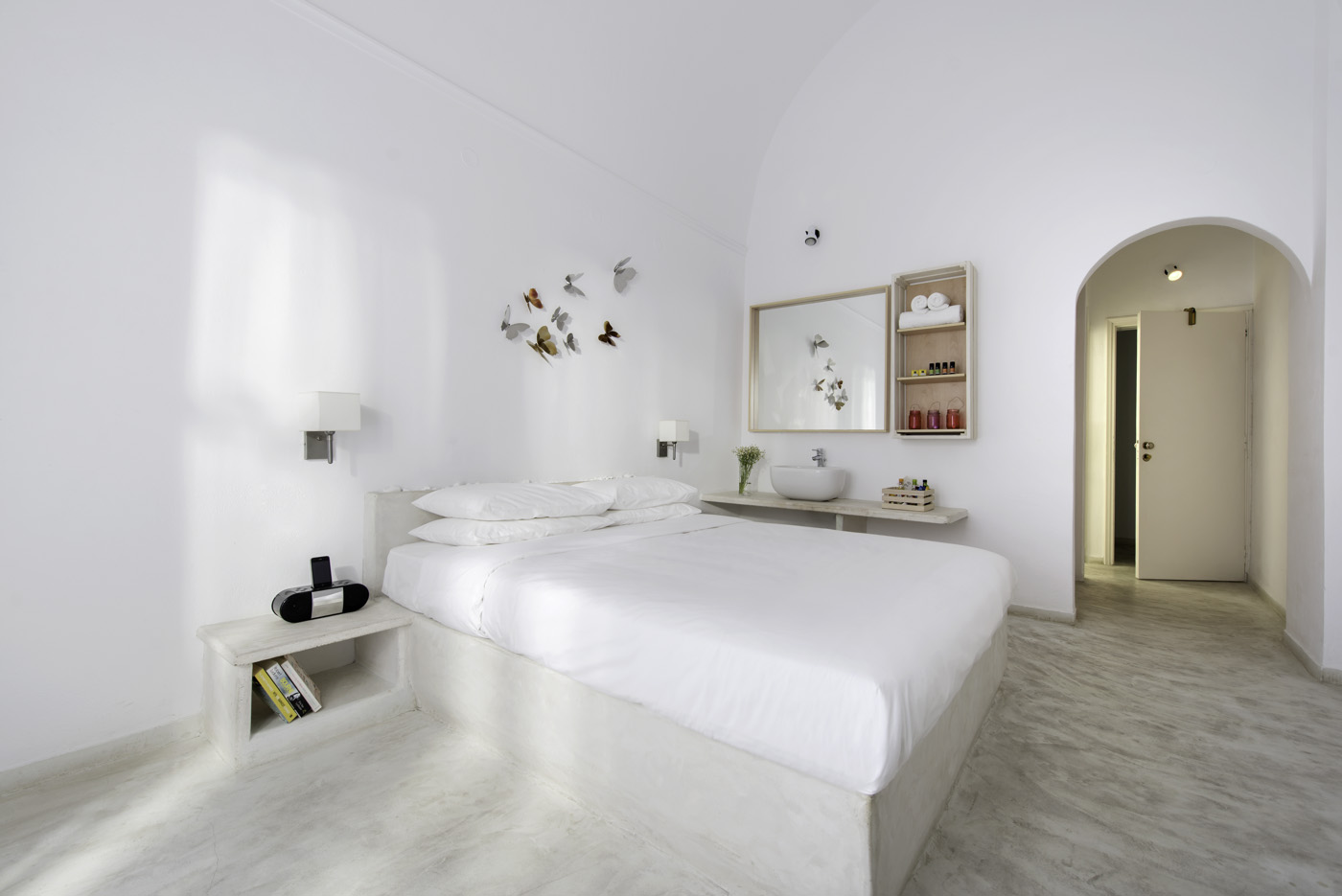 Double or Twin Mountain View