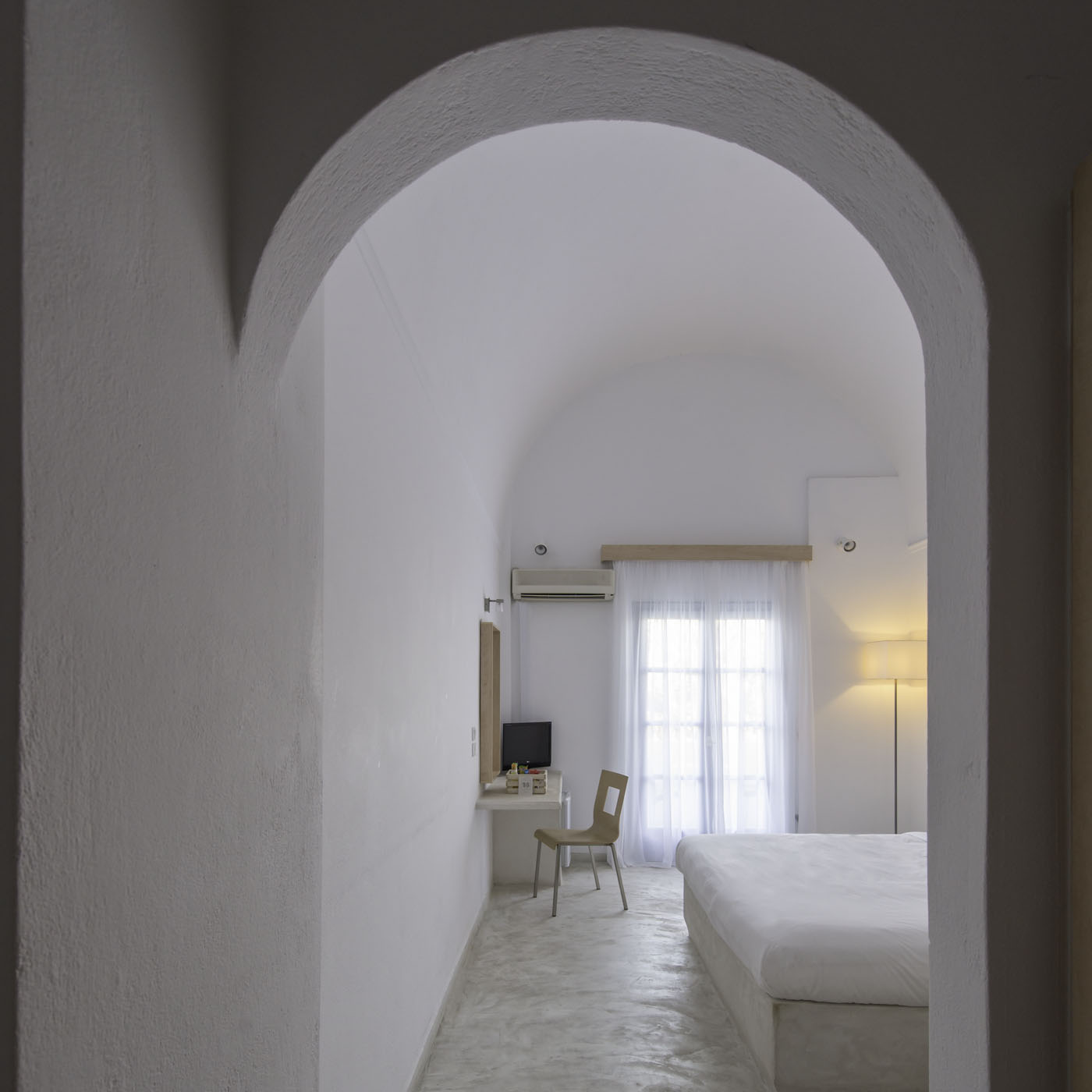 Double or Twin Mountain View