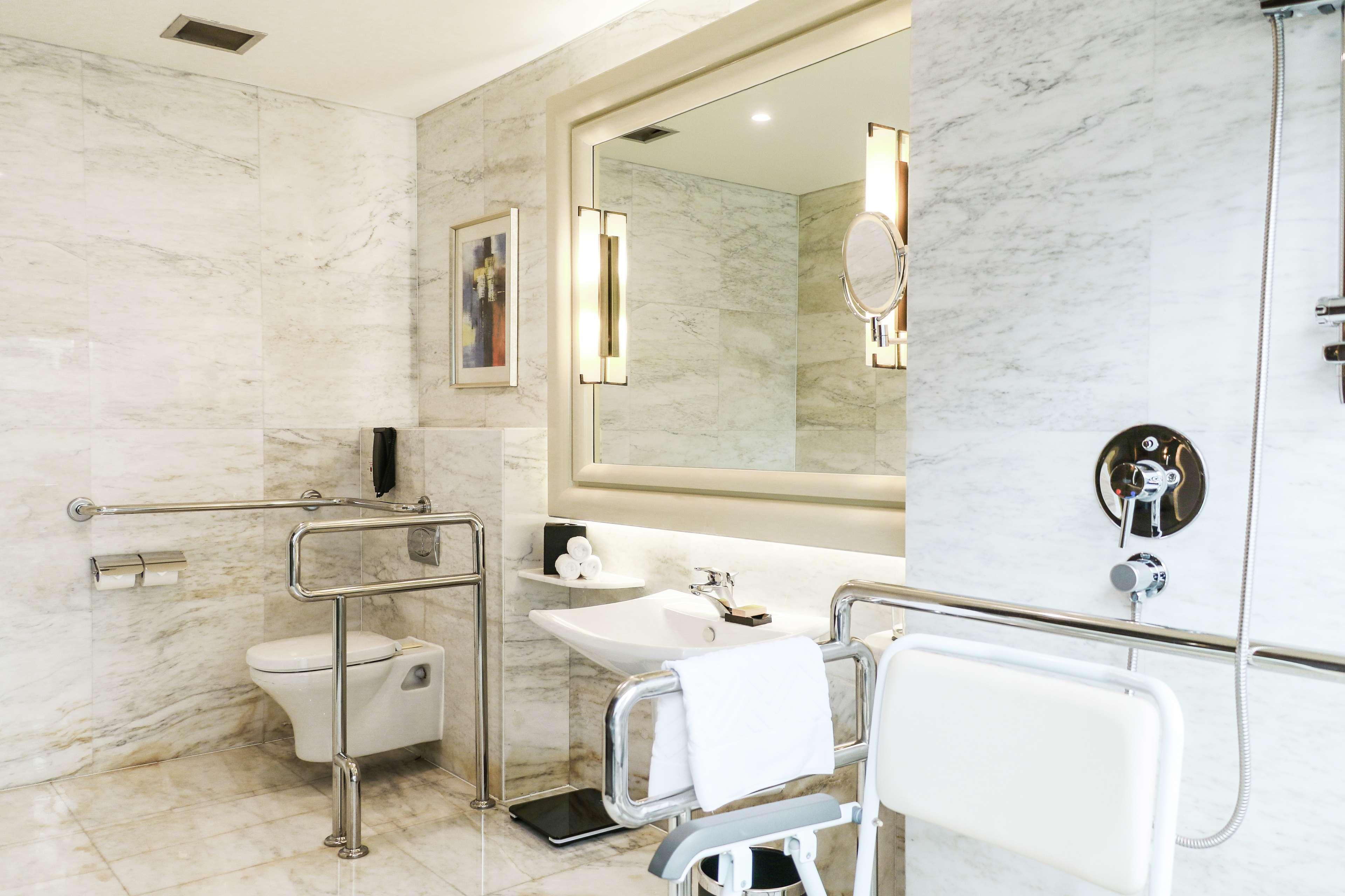 Room Deluxe King Bed