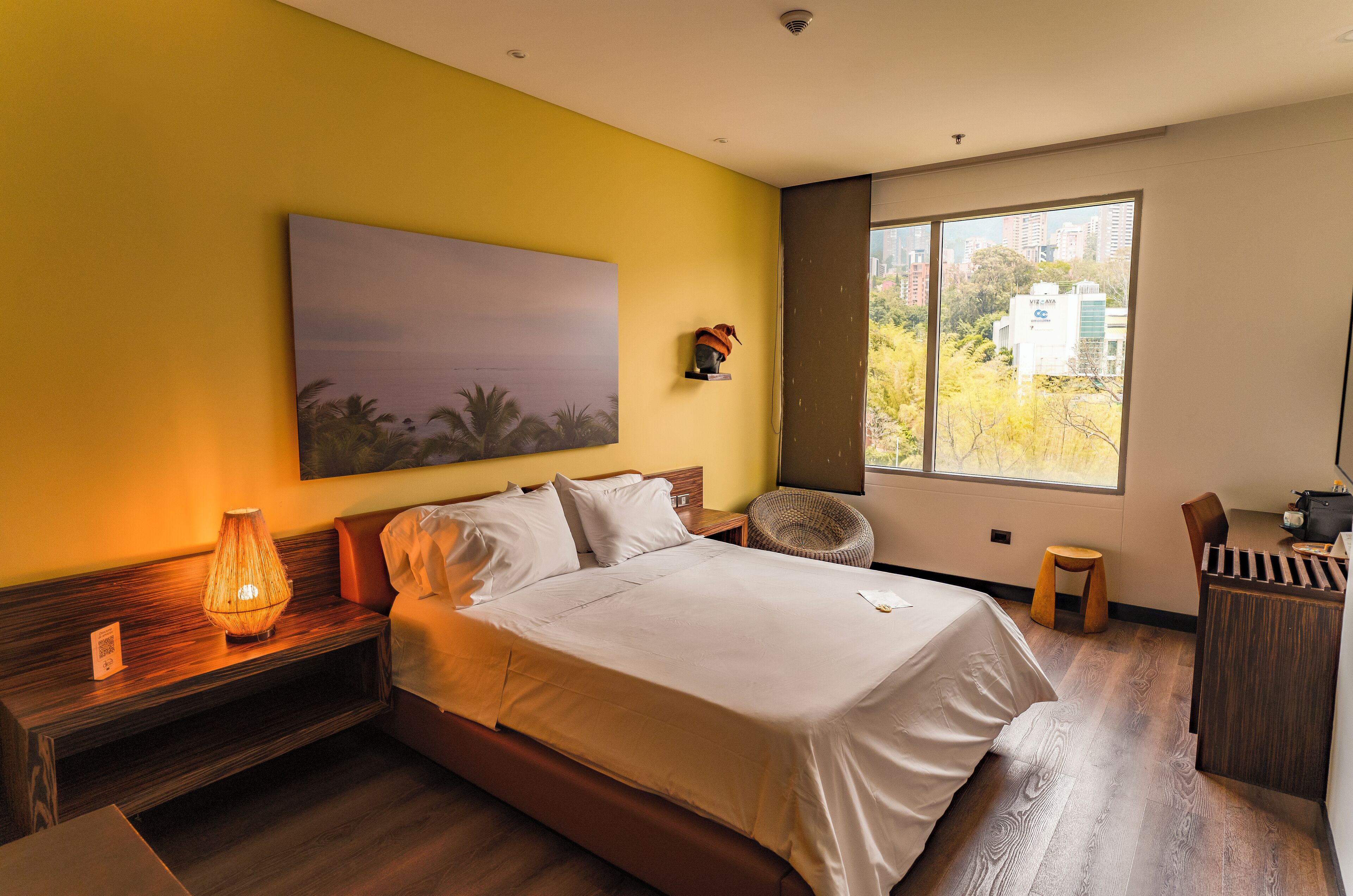 Double Superior Queen Bed