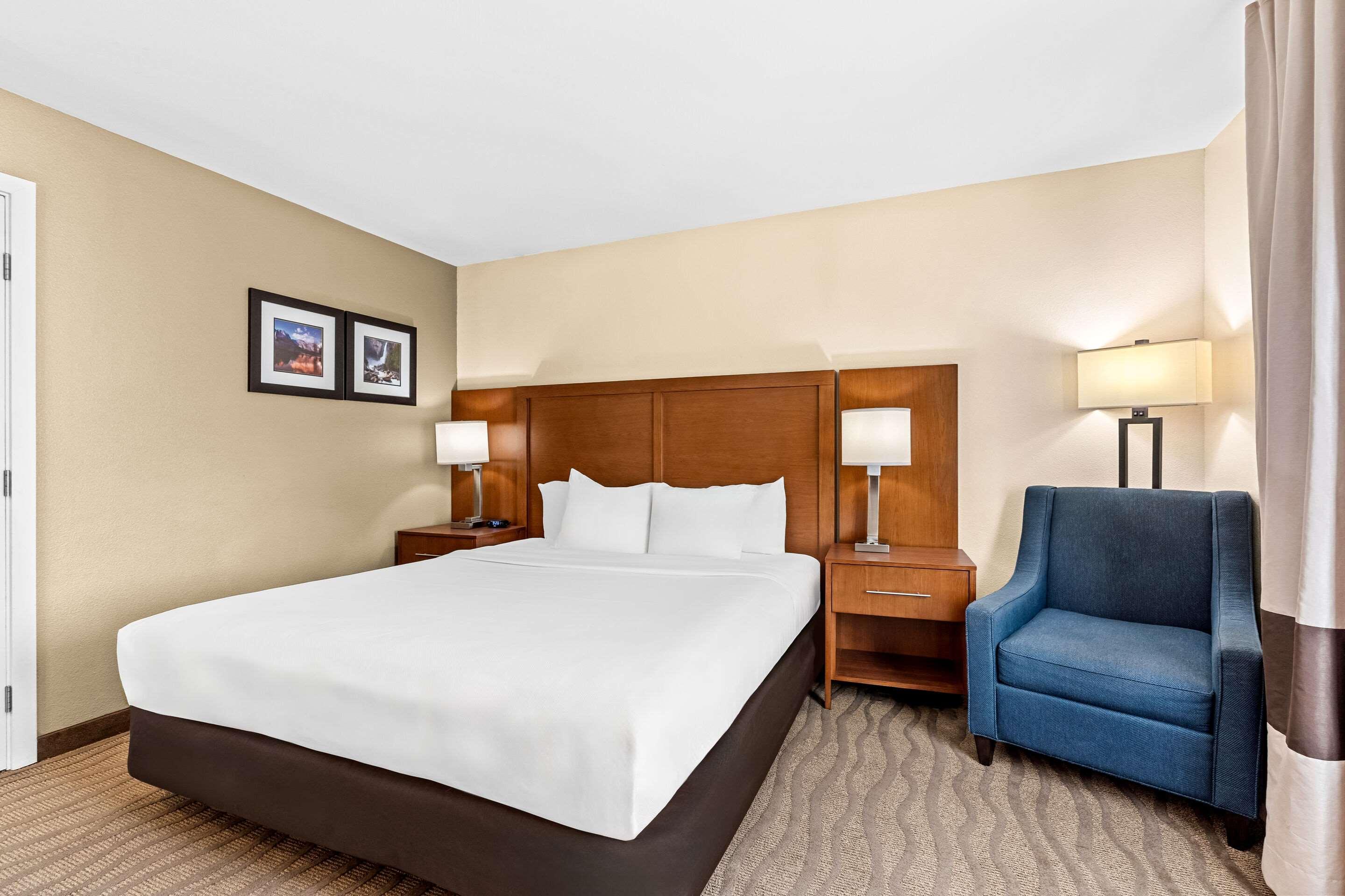 Double Accessible King Size Bed