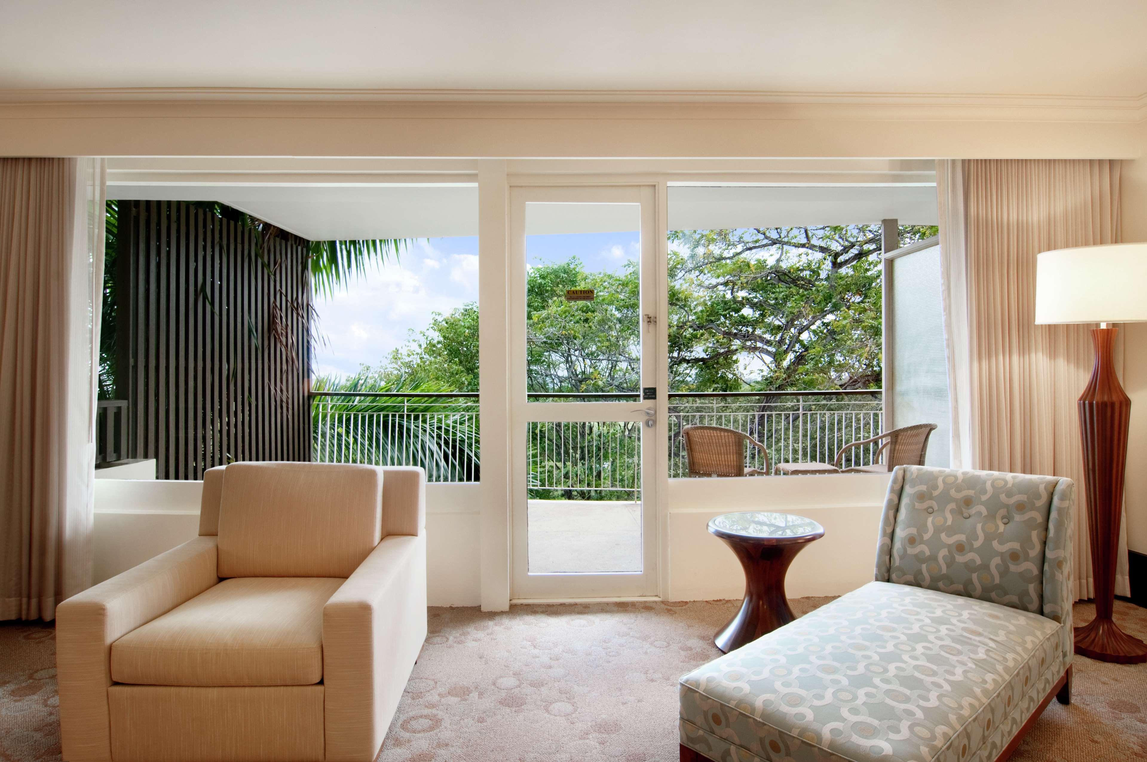 Studio King Size Bed