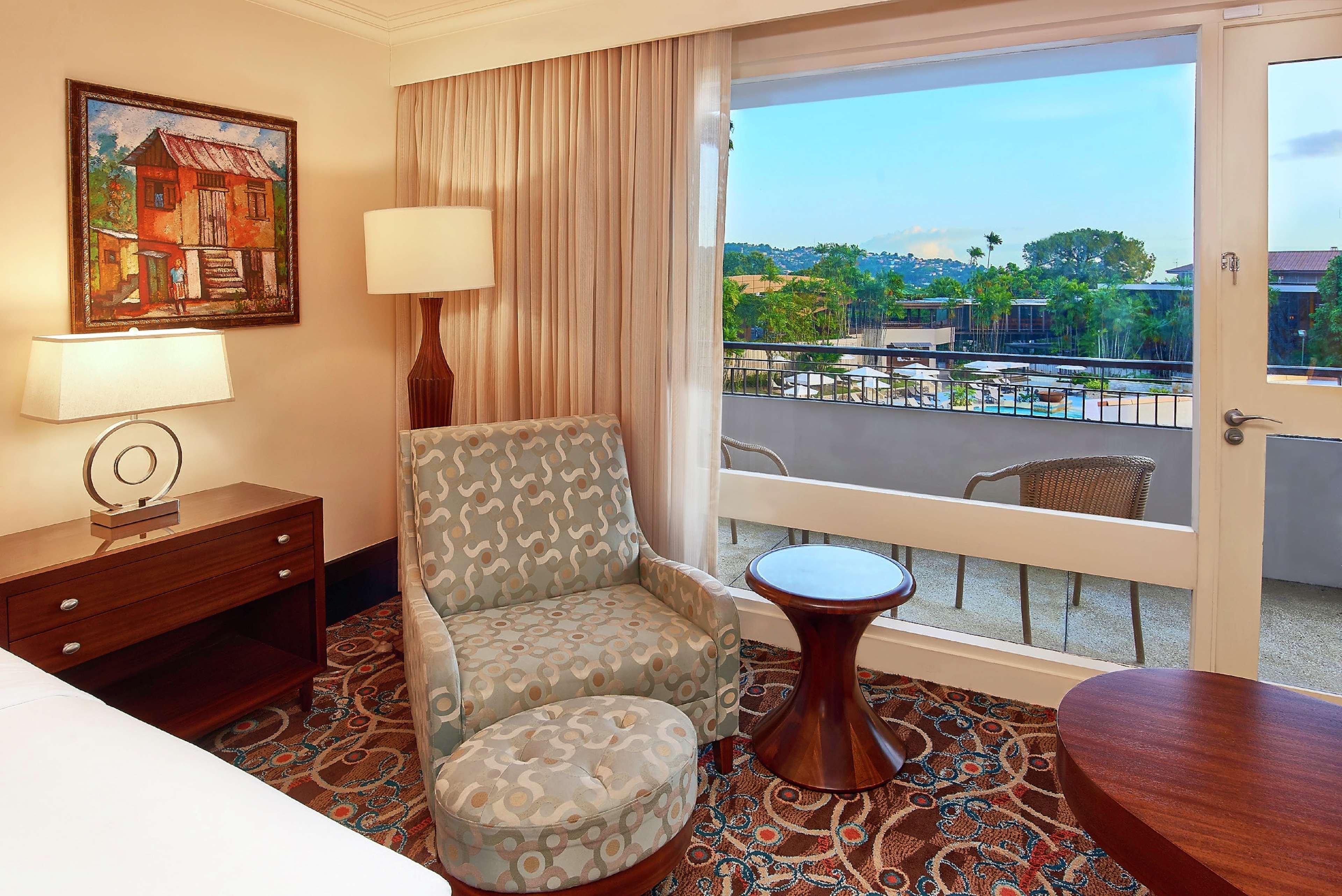 Double Pool View King Bed