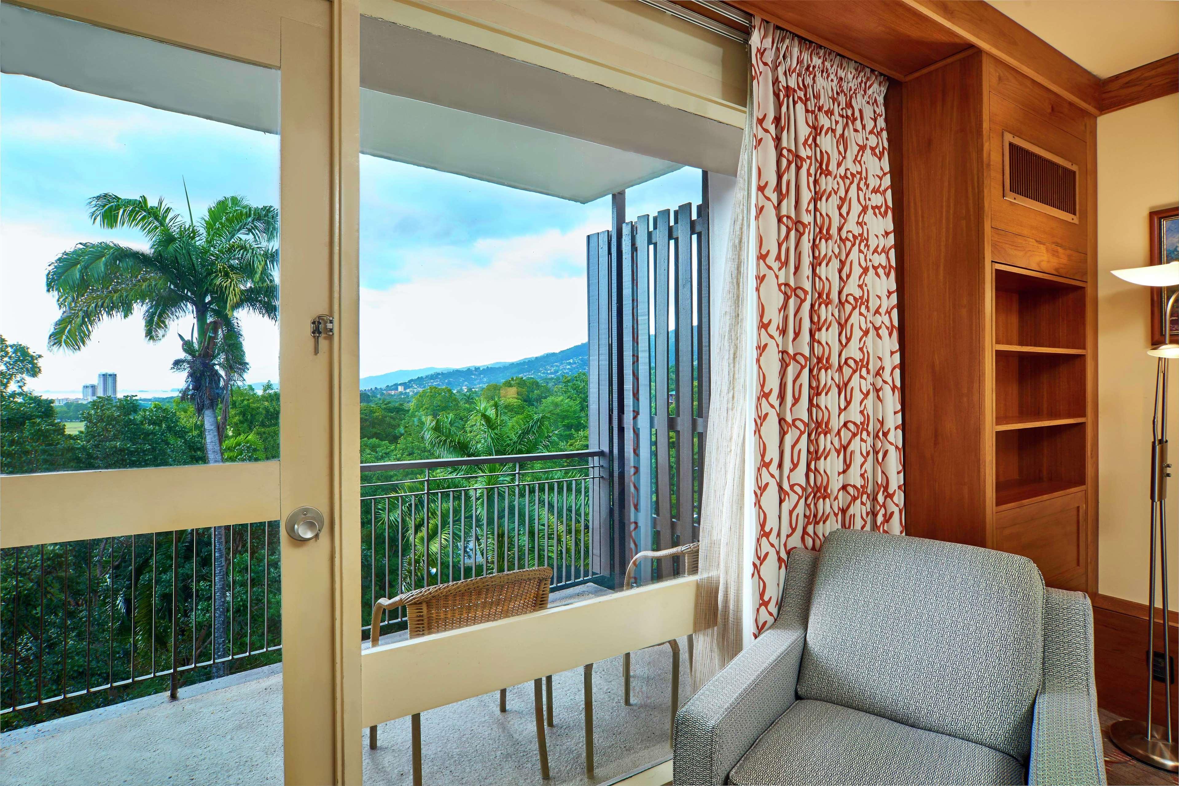 Double Executive 2 Double Beds