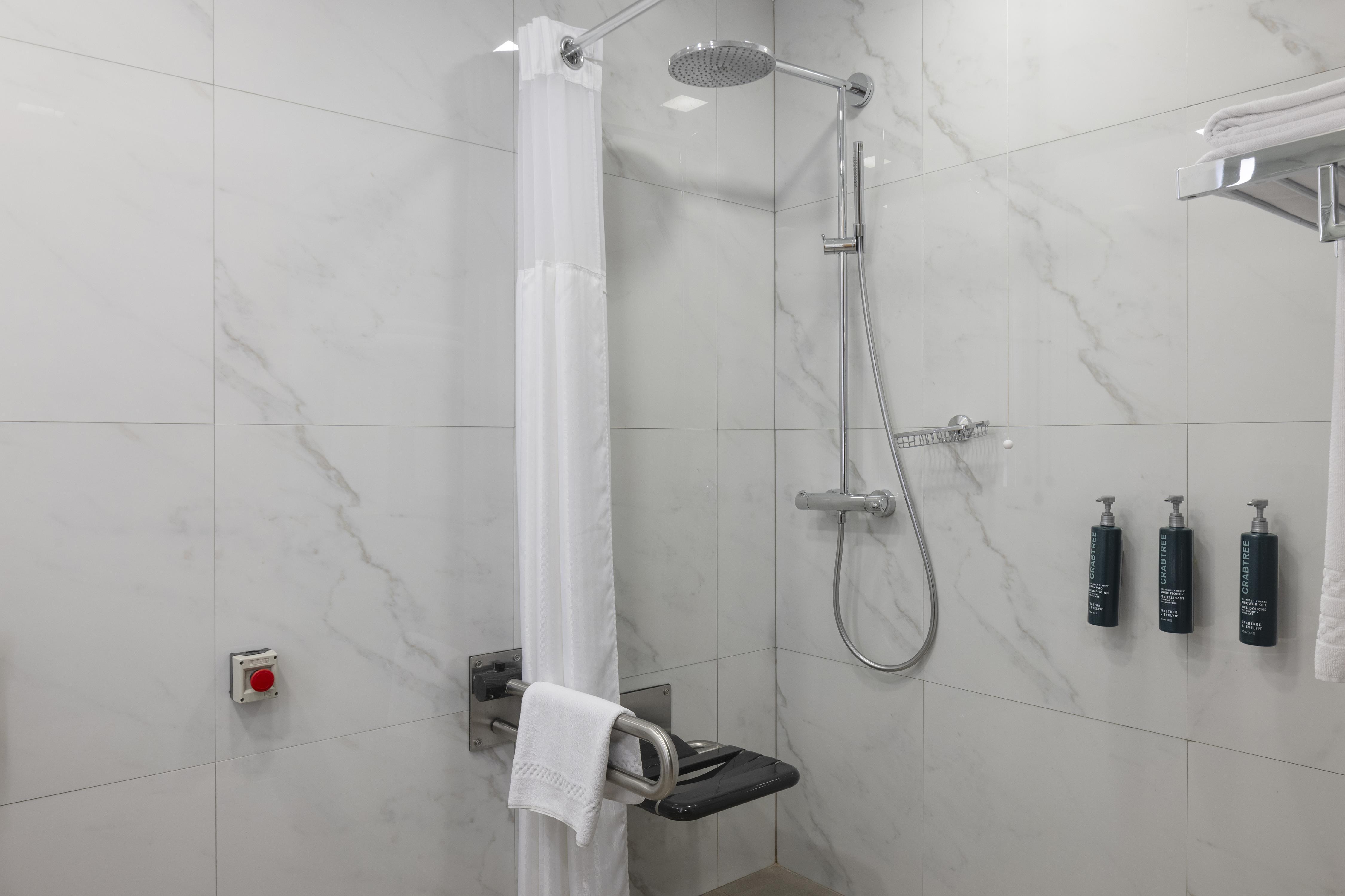 Double Accessible with Views