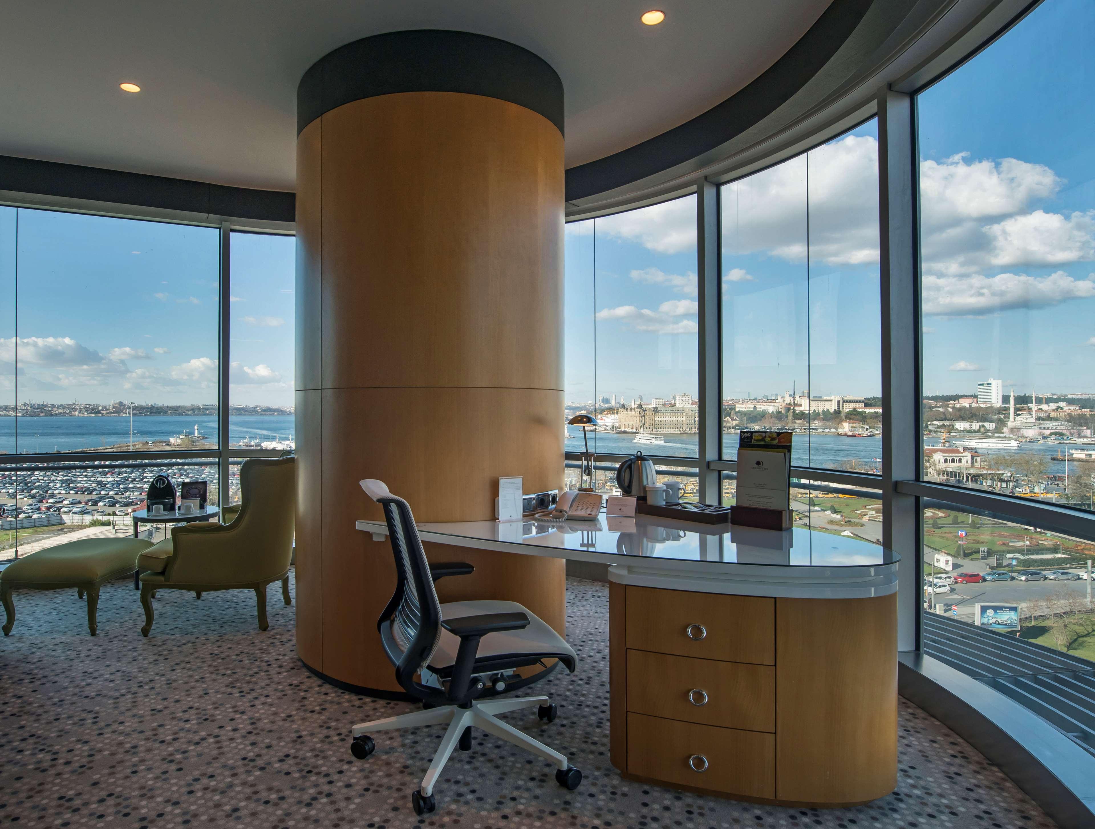 Double Sea View King Bed