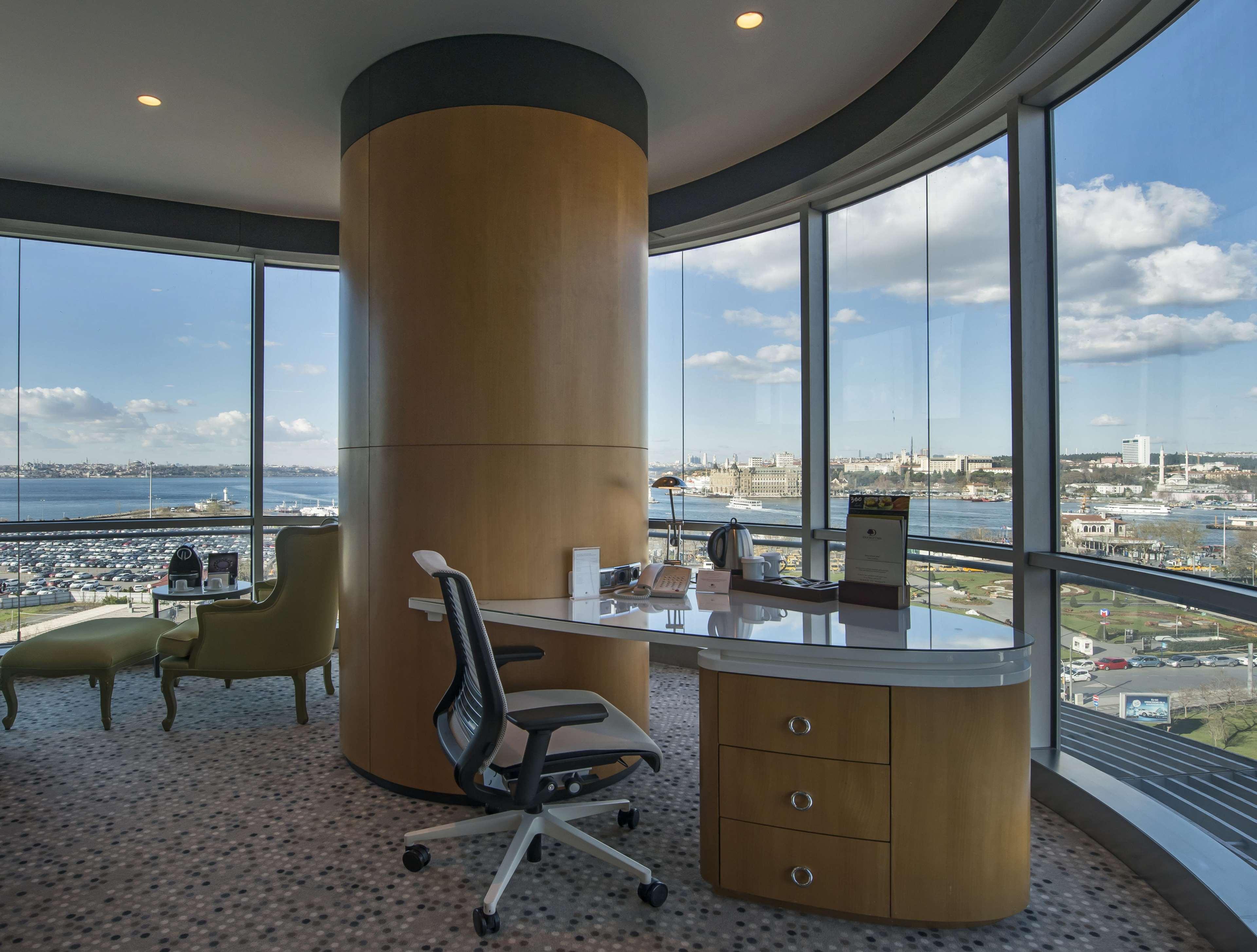 Double Sea View King Bed