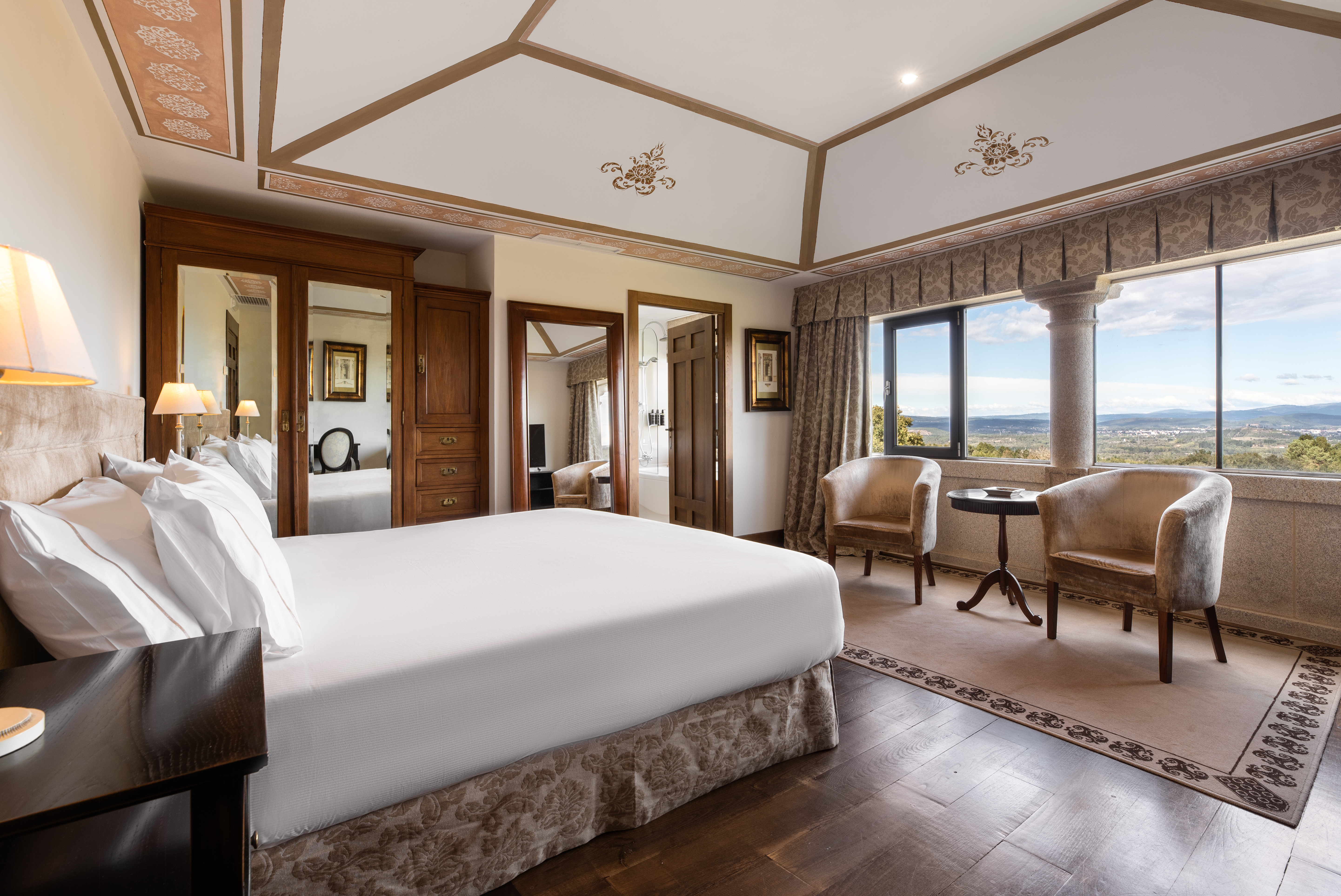 Double or Twin Deluxe