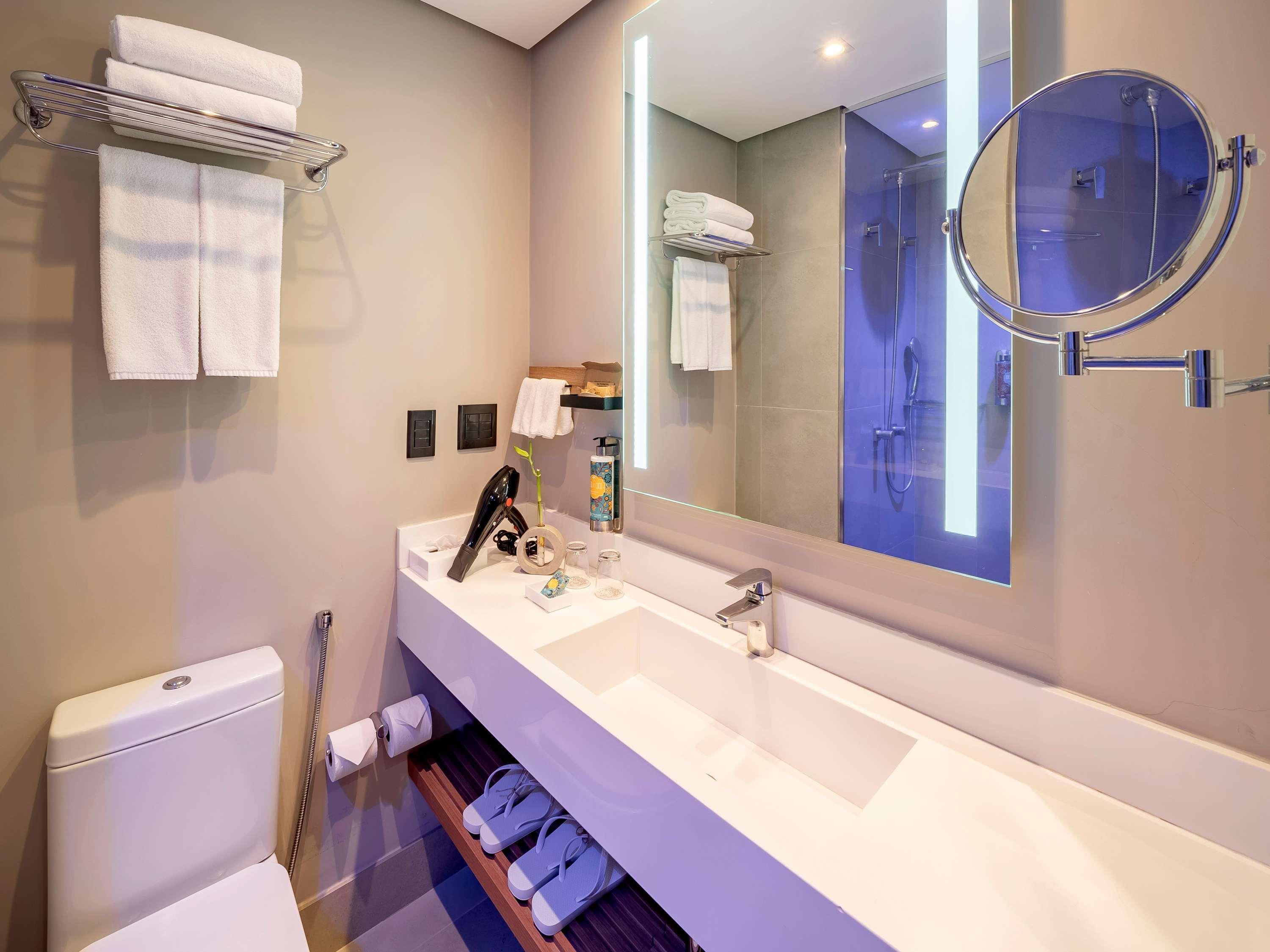 Double or Twin Executive